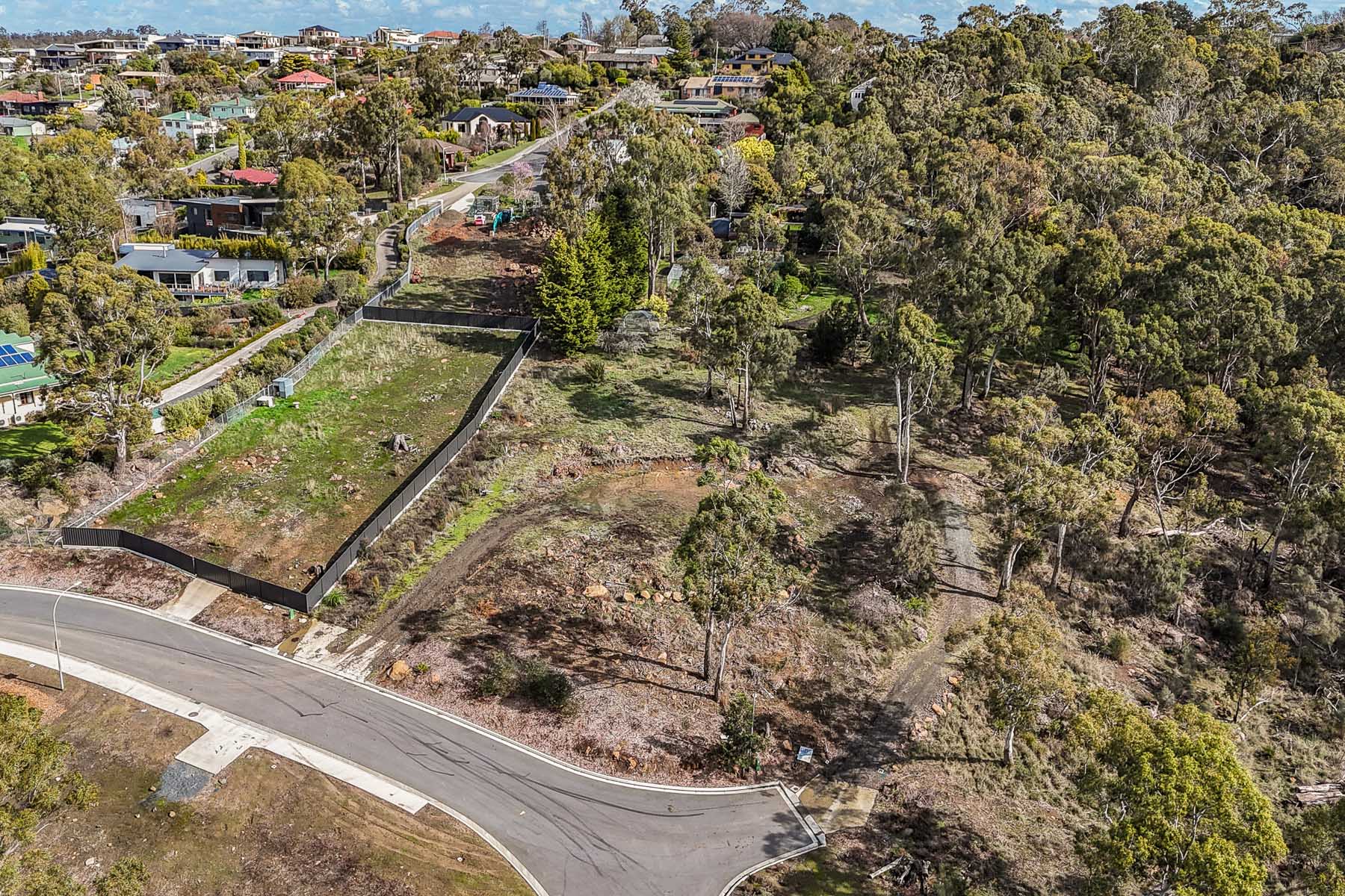 64 Peel Street West, West Launceston