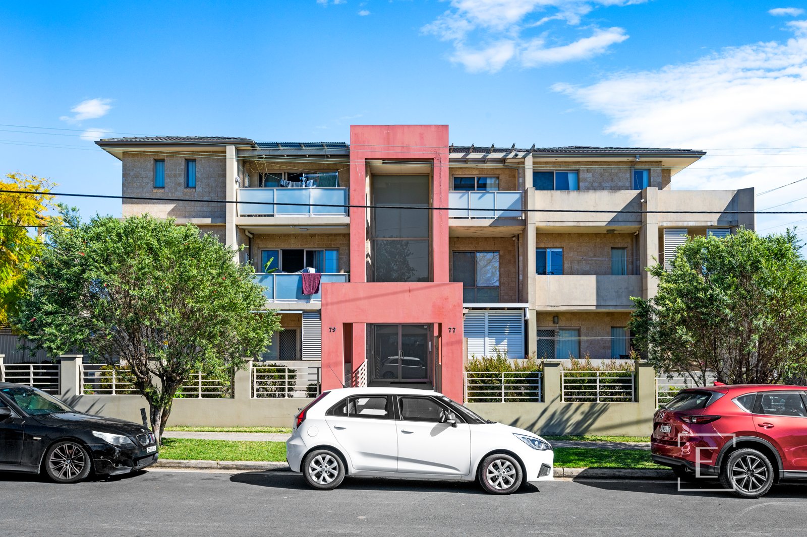 4 / 77-79 Bangor Street, Guildford