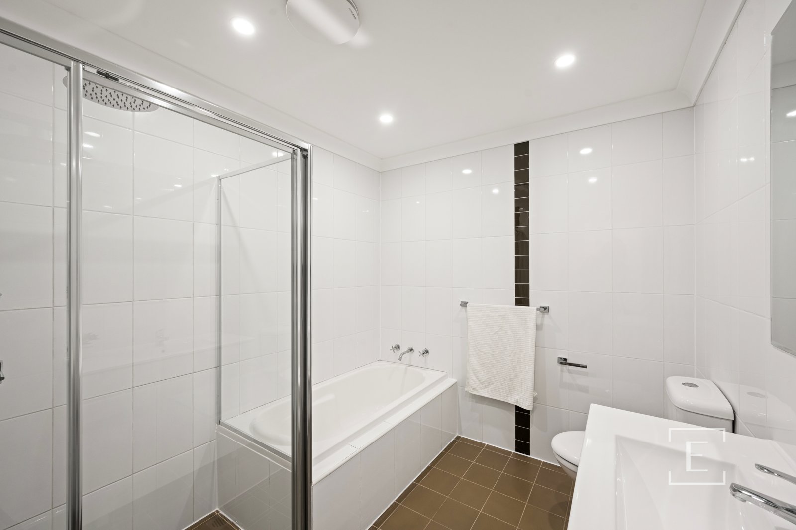 4 / 77-79 Bangor Street, Guildford