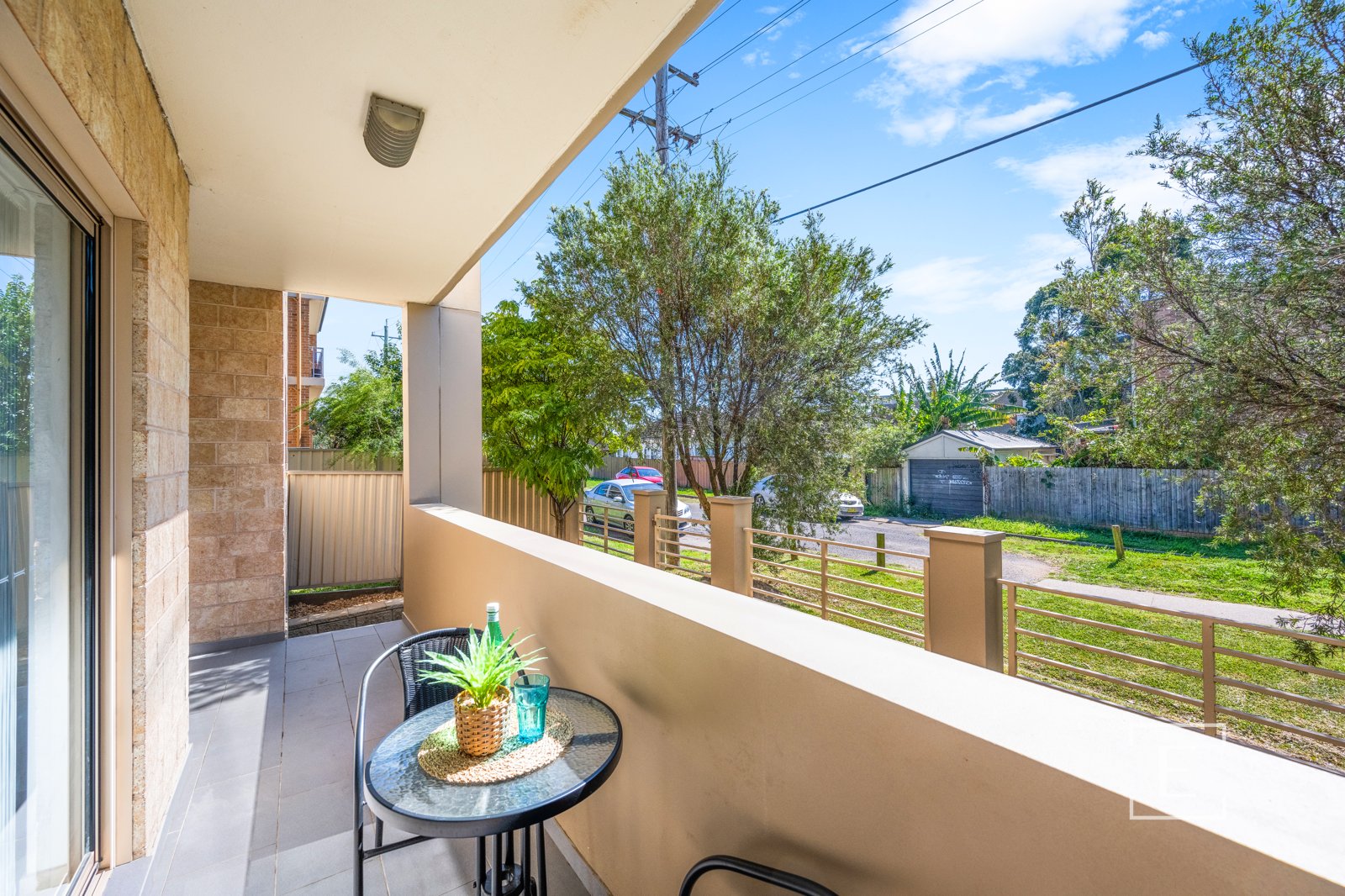 4 / 77-79 Bangor Street, Guildford