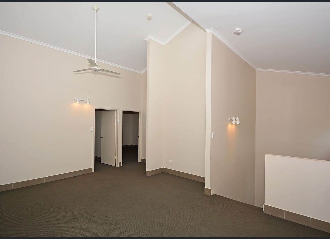 2 / 184 Torquay Road, Scarness