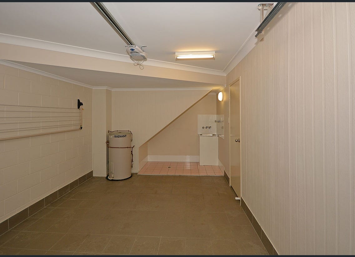 2 / 184 Torquay Road, Scarness