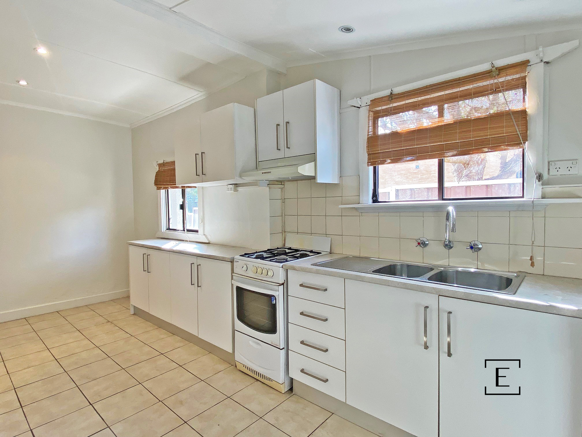 25 Hilly Street, Mortlake