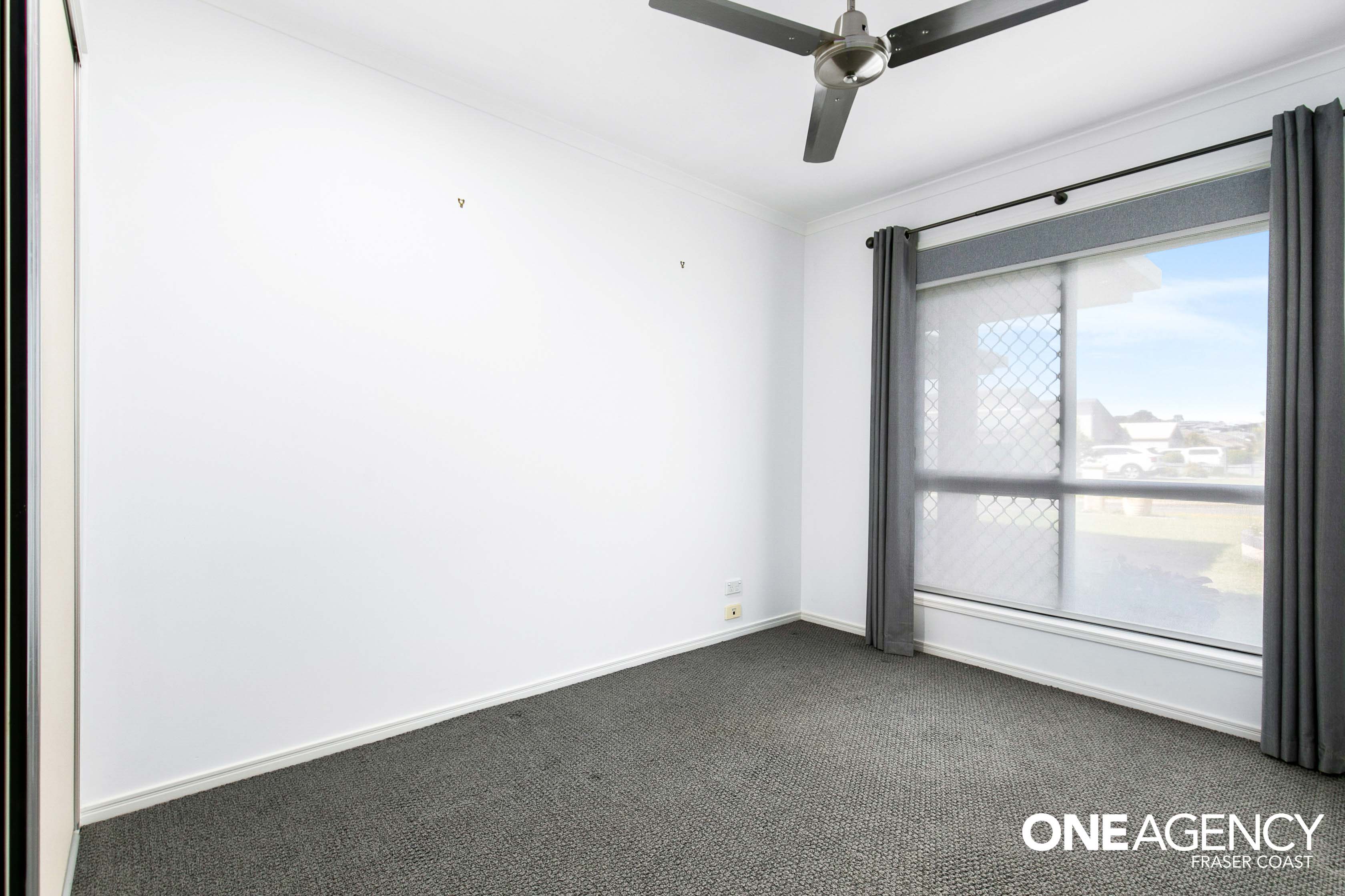 42 Lancaster Circuit, Urraween