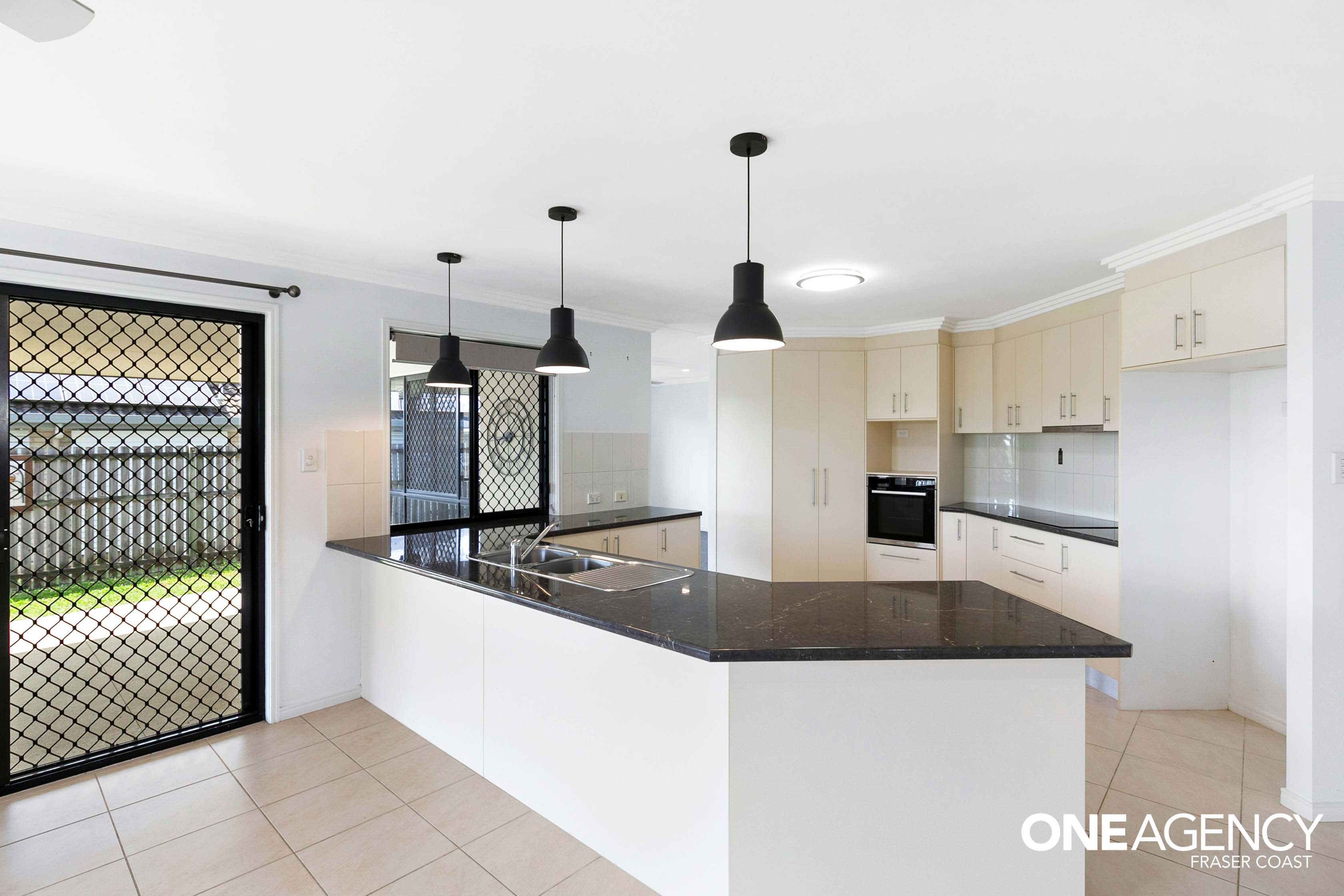 42 Lancaster Circuit, Urraween