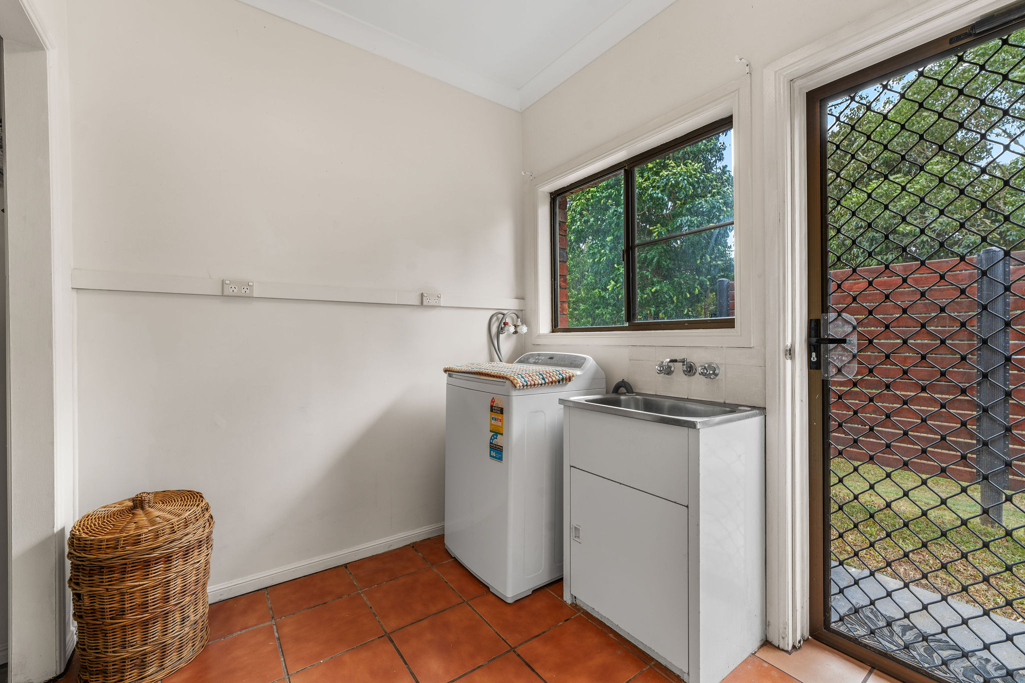 19  Newman Drive, Tolga