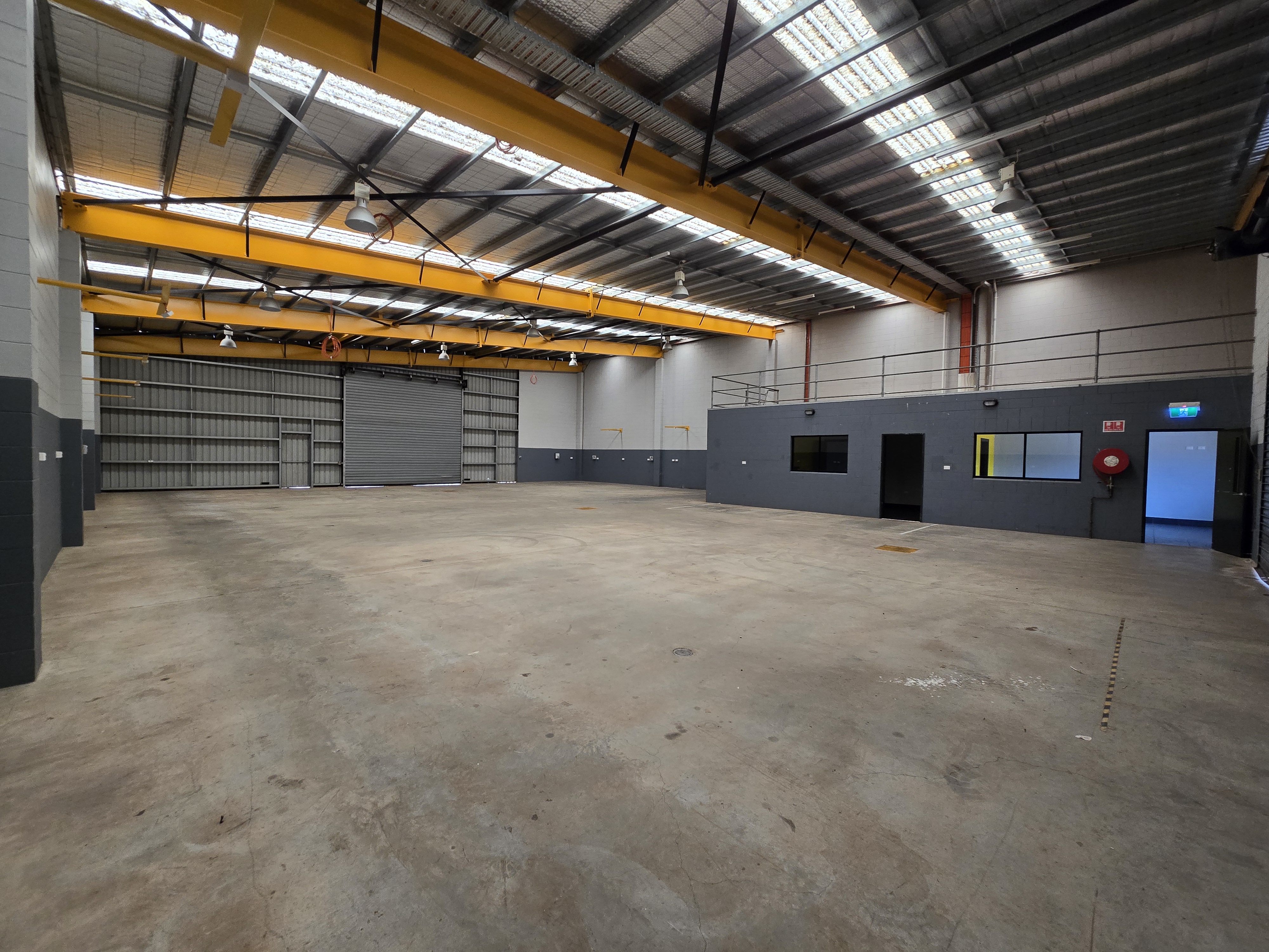 17 Comet Avenue, Atherton