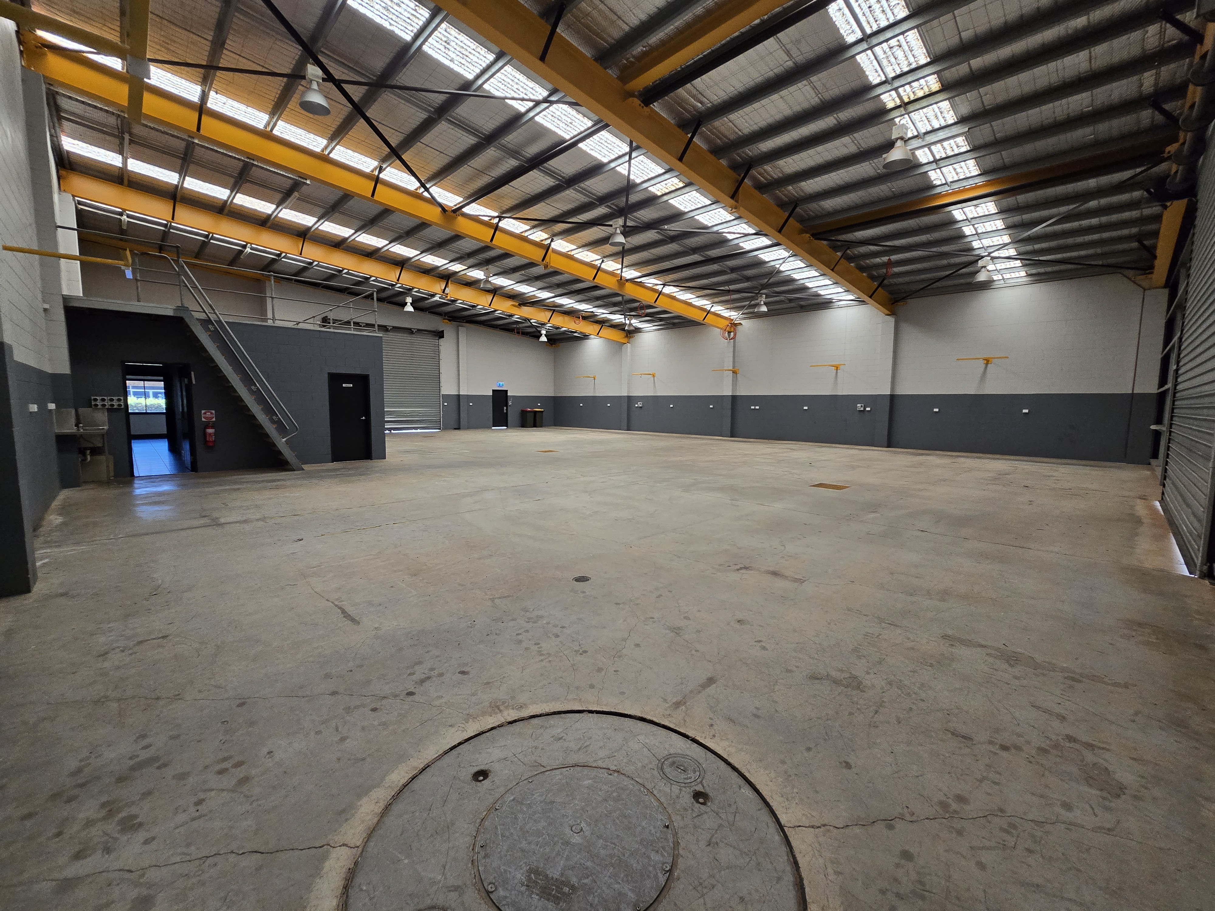 17 Comet Avenue, Atherton