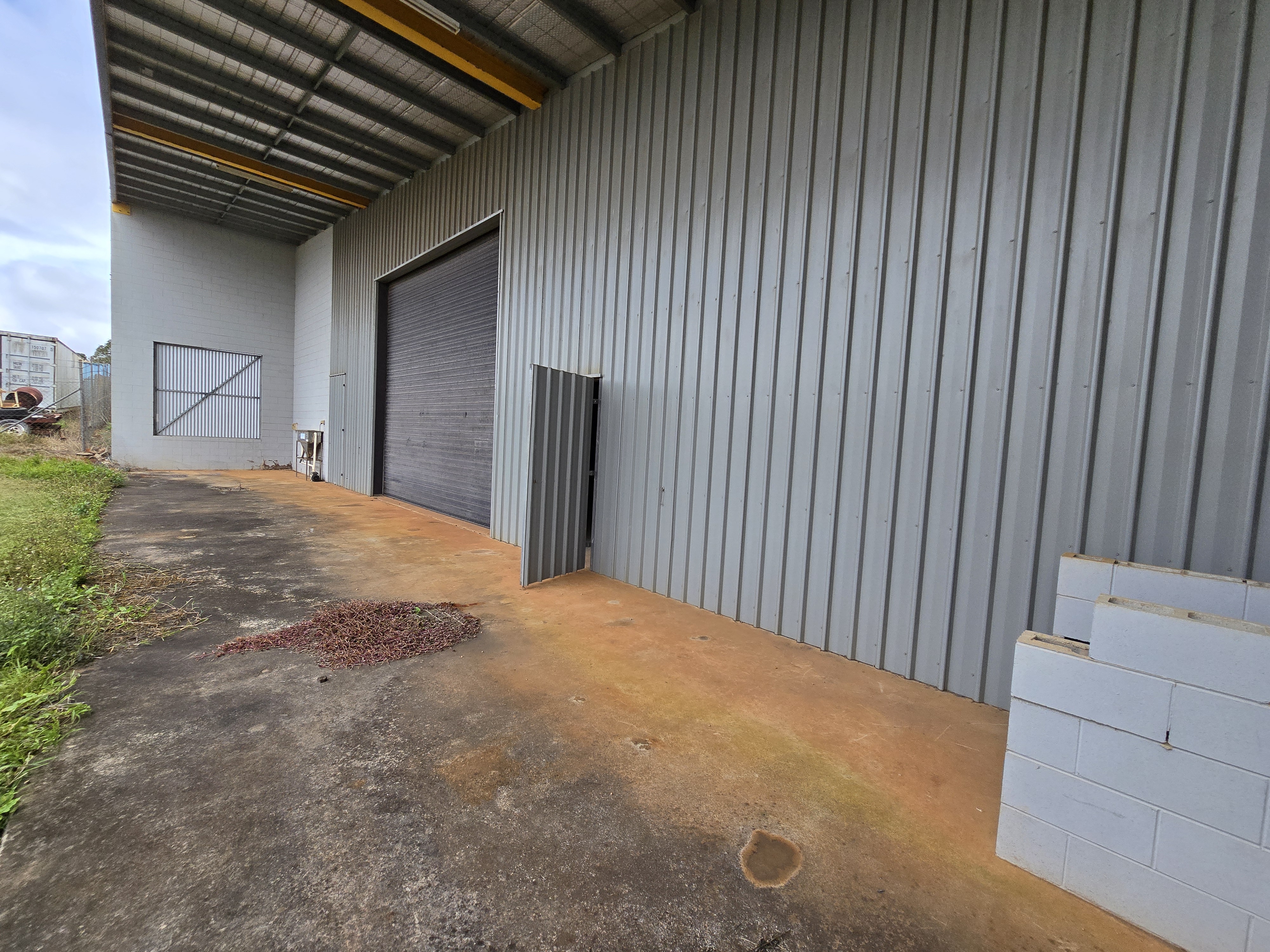 17 Comet Avenue, Atherton