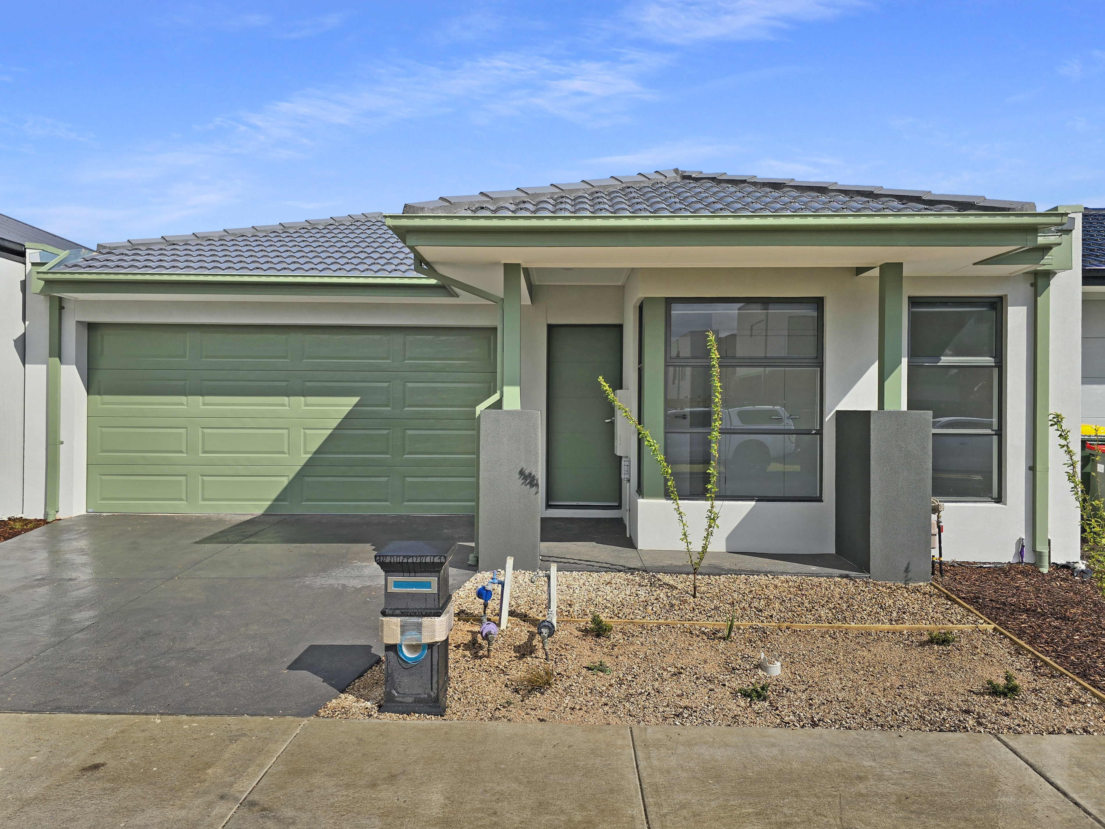 Listing image for 19 Holley Crescent, ARMSTRONG CREEK  VIC  3217