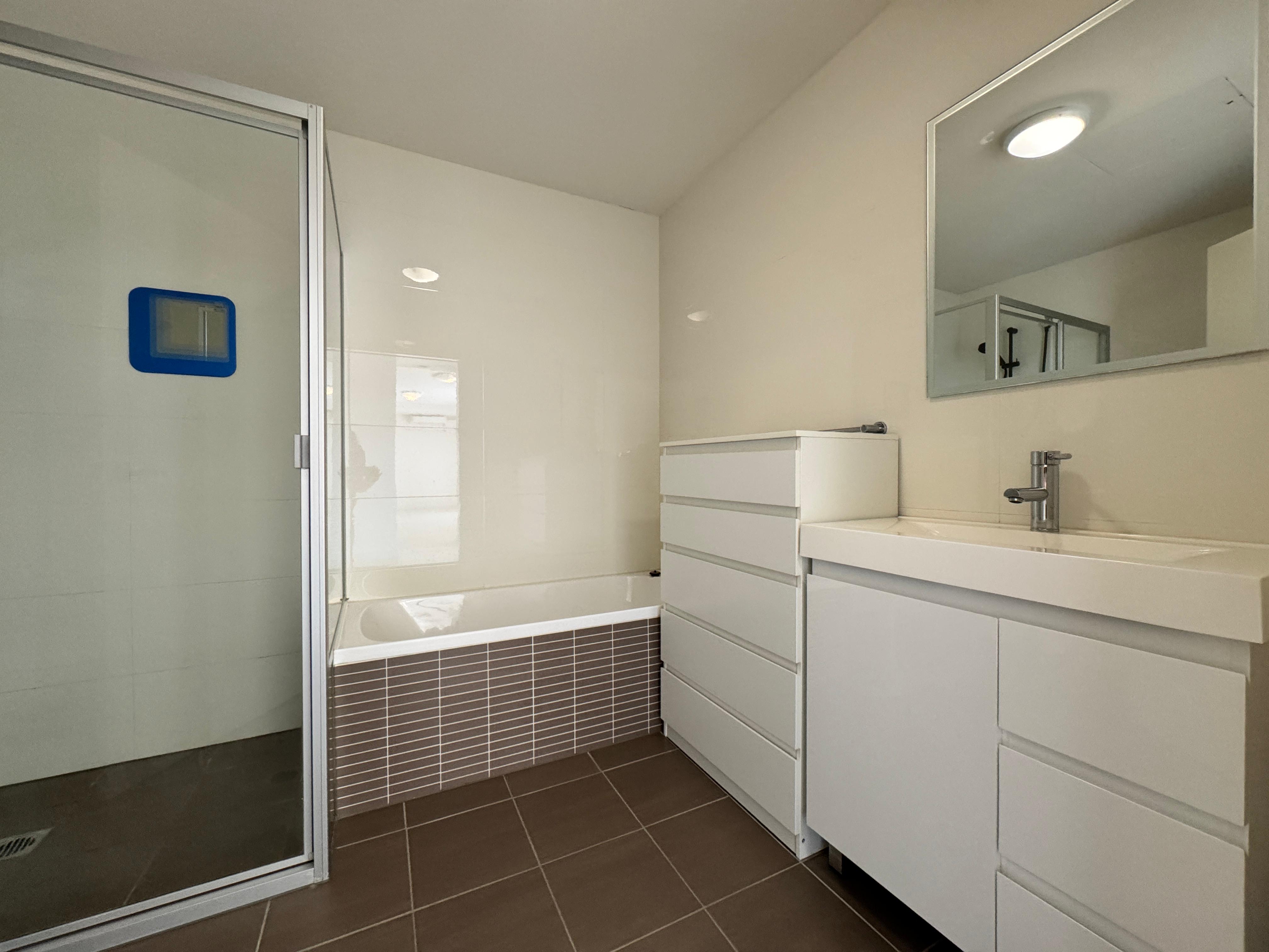 29 / 2A Brown Street, Ashfield