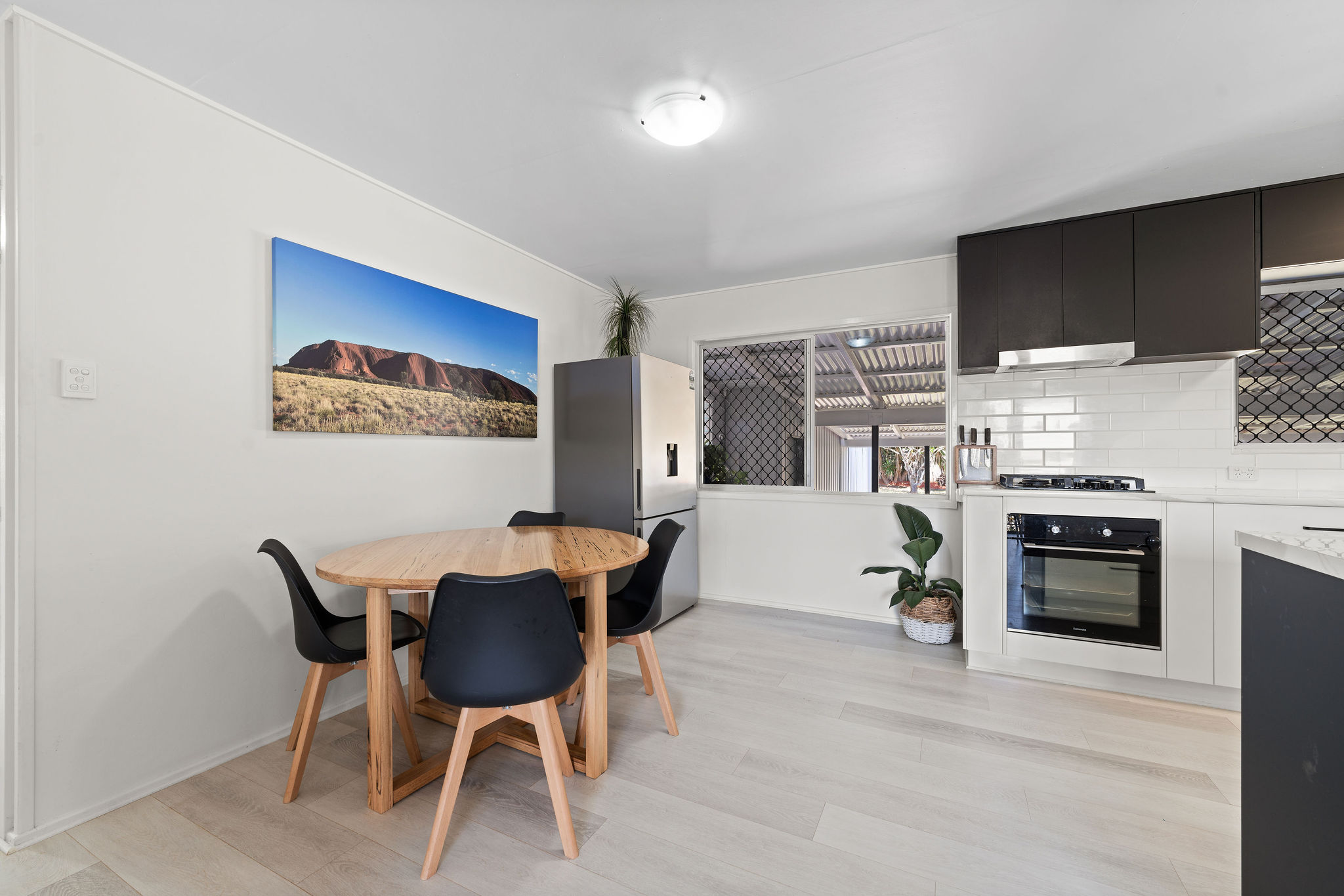 26 Kelly Street, Atherton