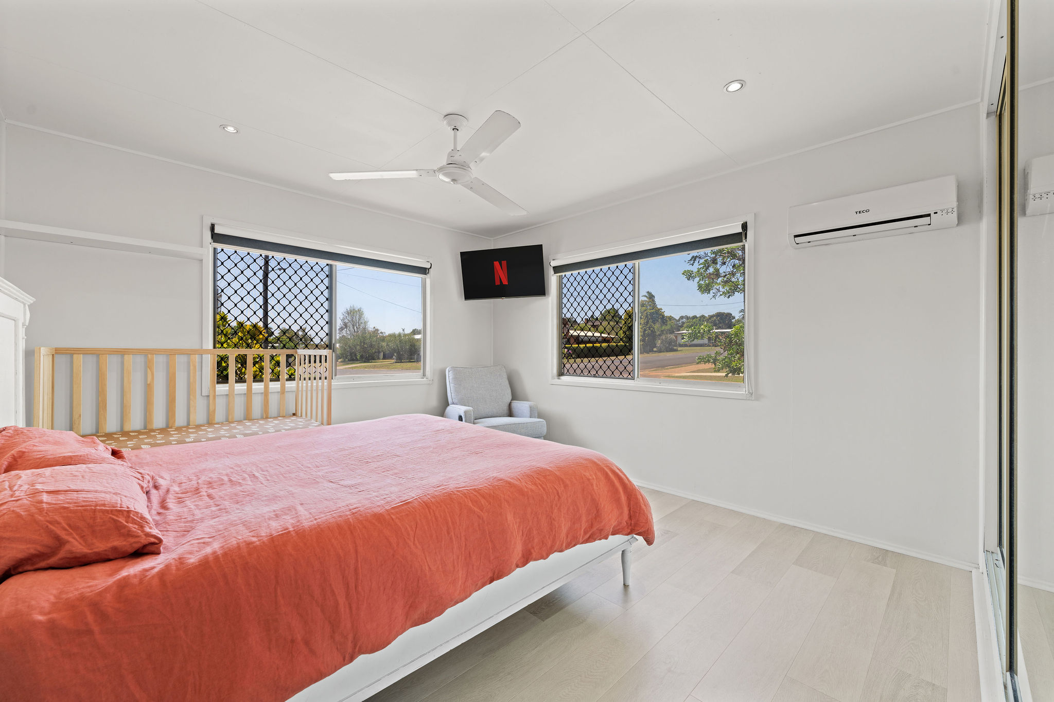 26 Kelly Street, Atherton