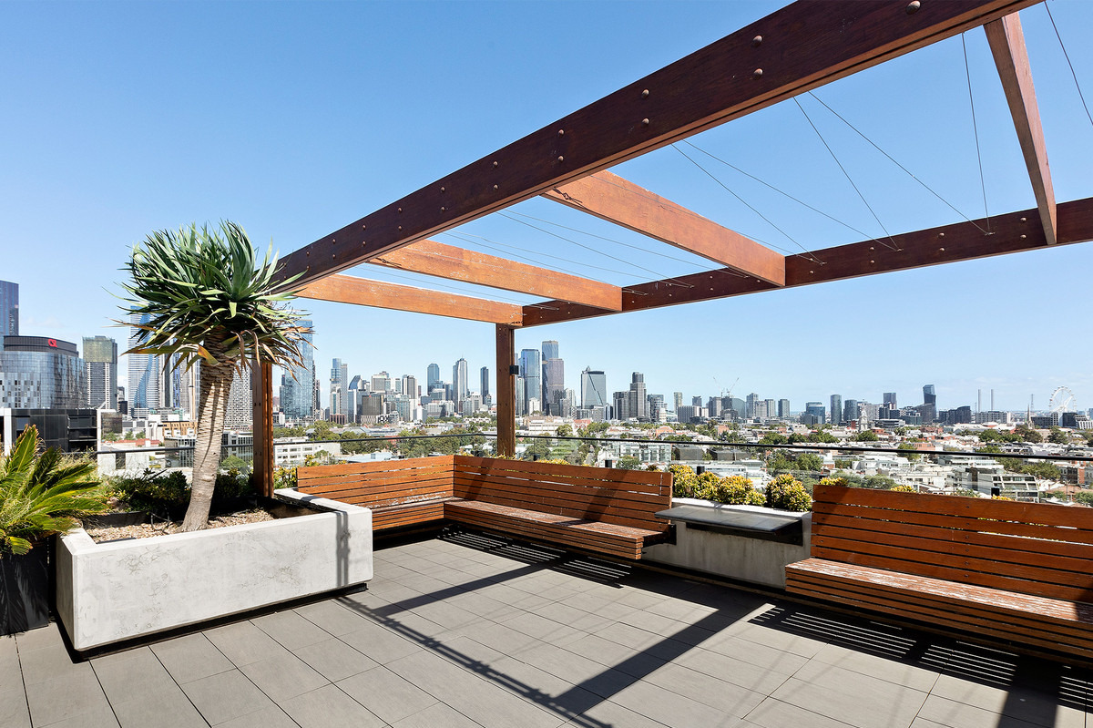 404 / 83 Flemington Road, North Melbourne