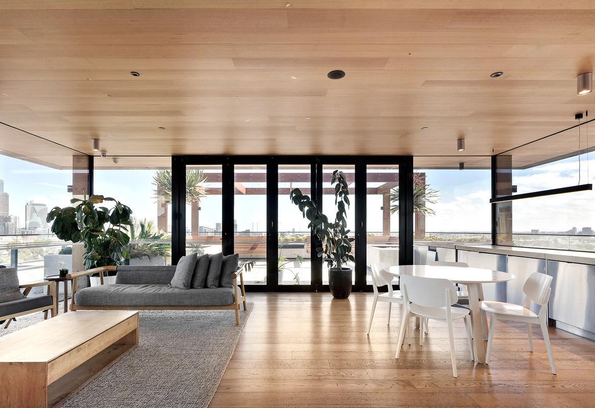 404 / 83 Flemington Road, North Melbourne
