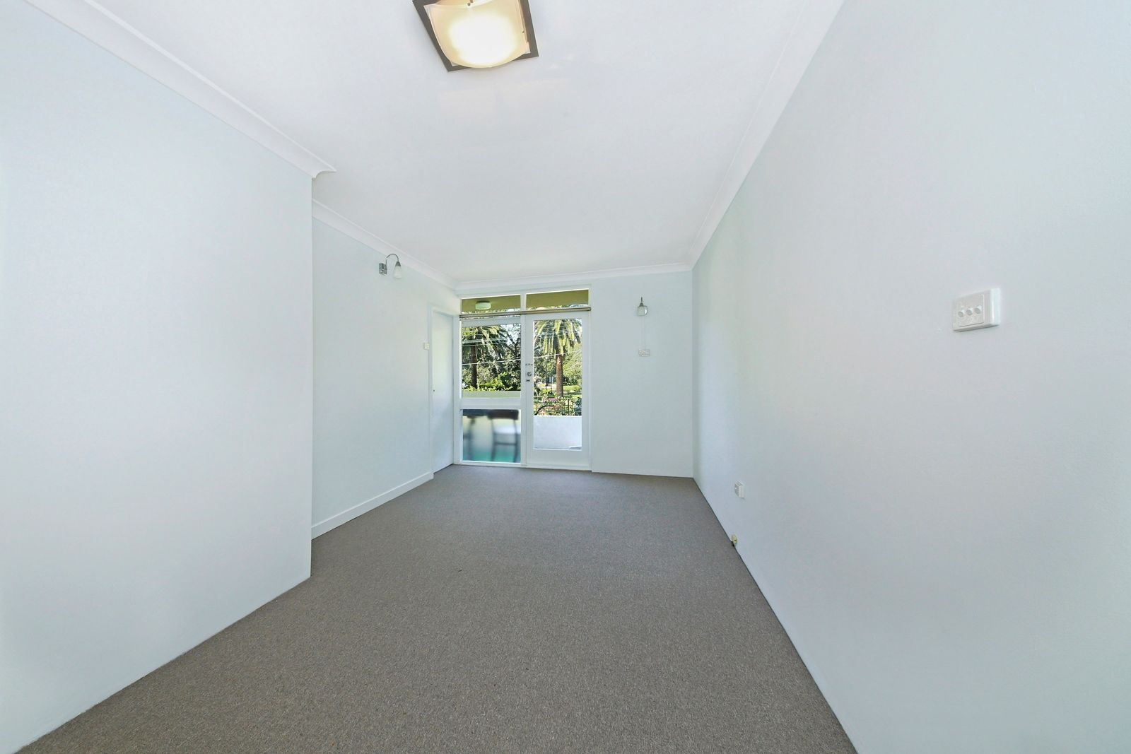 unit 4 / 3-13 Comer Street, Burwood