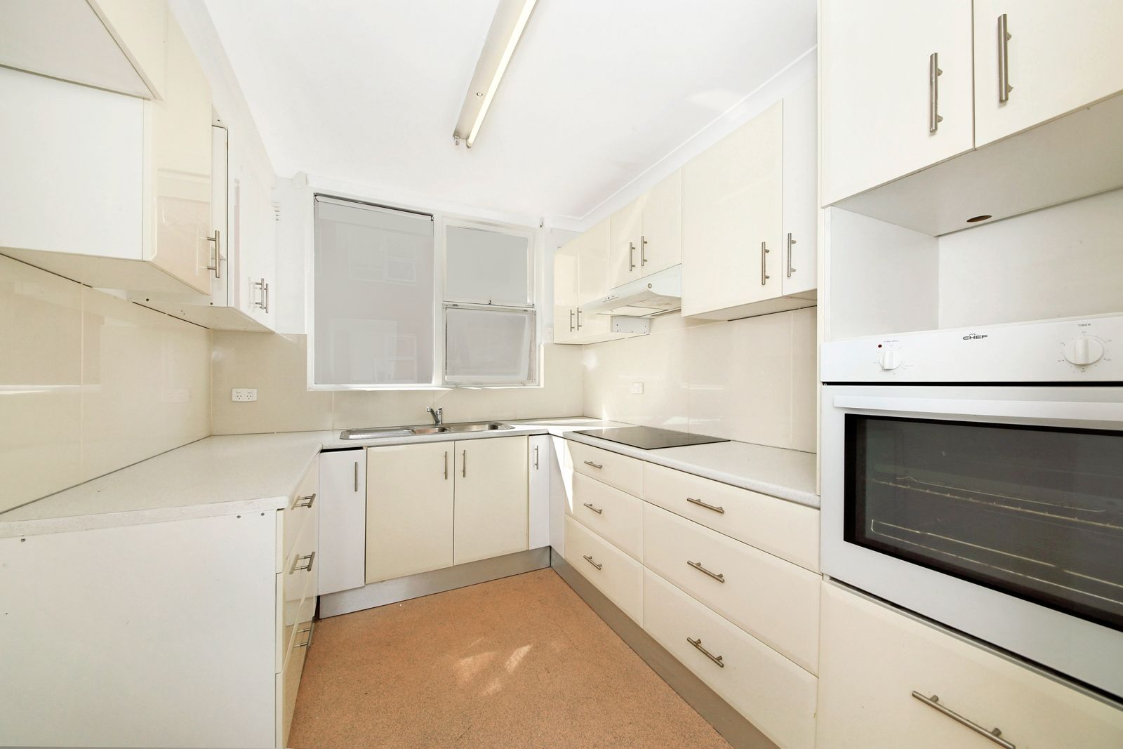 unit 4 / 3-13 Comer Street, Burwood