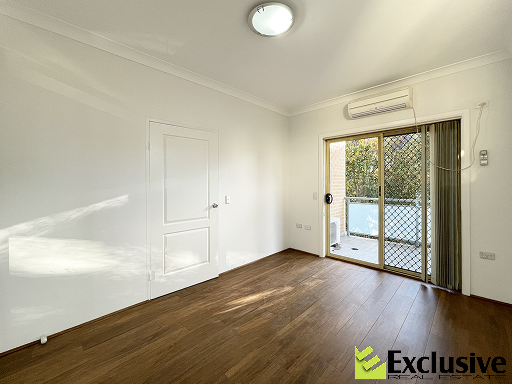 6 / 10 Crane Street, Homebush