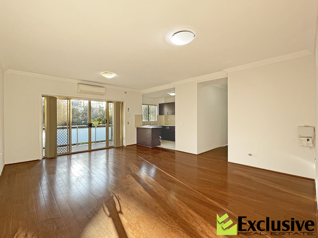 6 / 10 Crane Street, Homebush