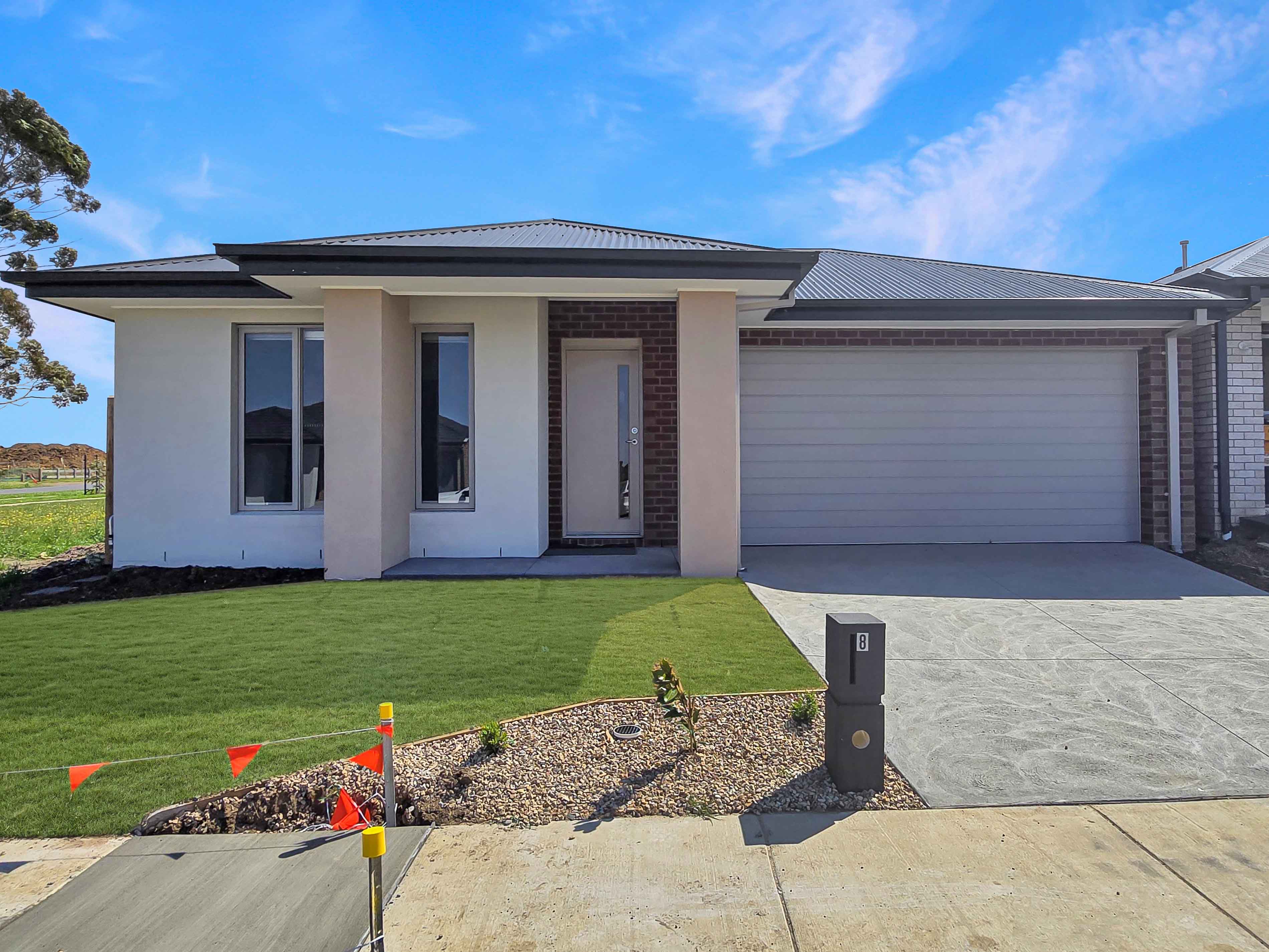 Listing image for 8 Pythais Way, CHARLEMONT  VIC  3217