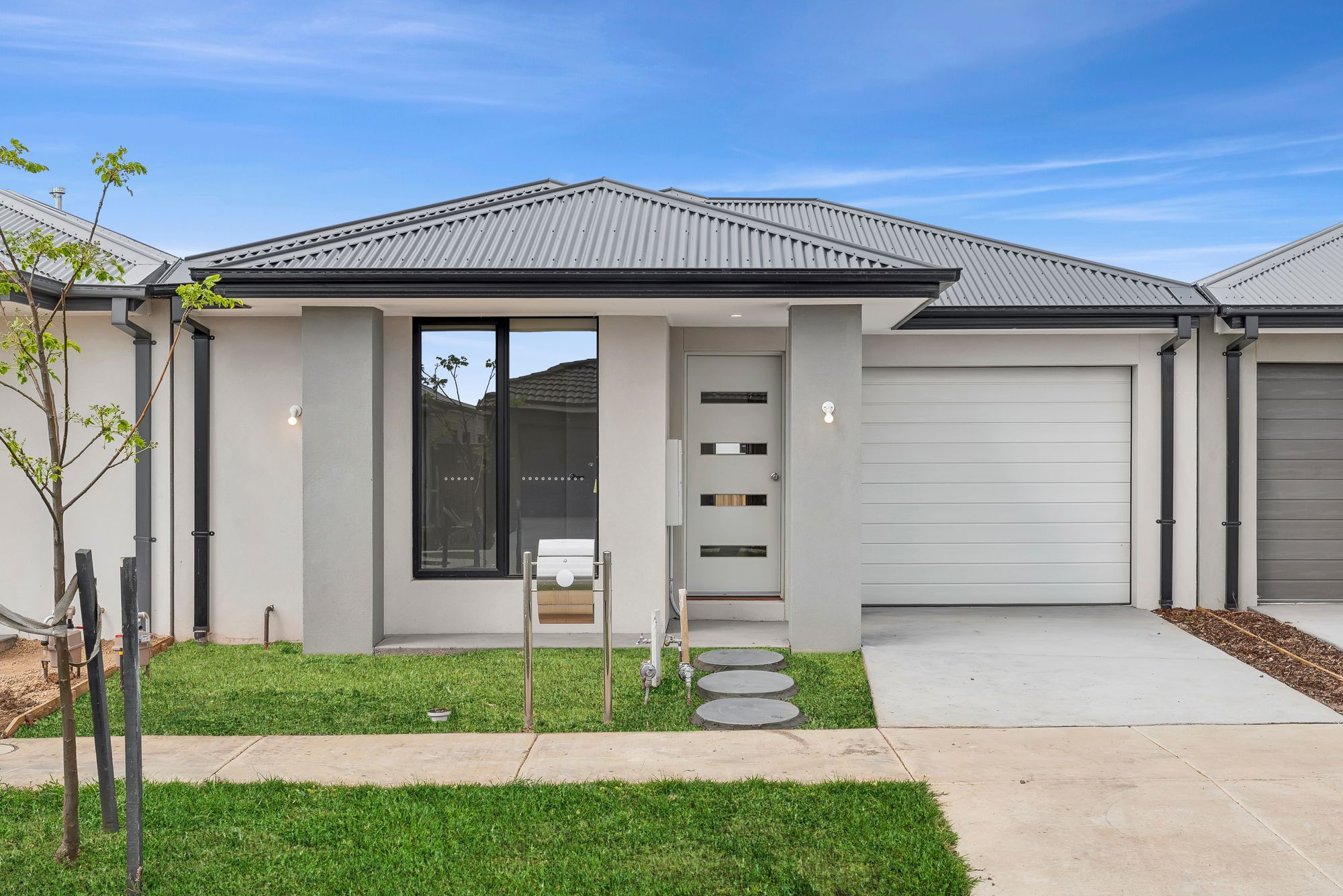 Listing image for 16 Aeolus Street, ARMSTRONG CREEK  VIC  3217