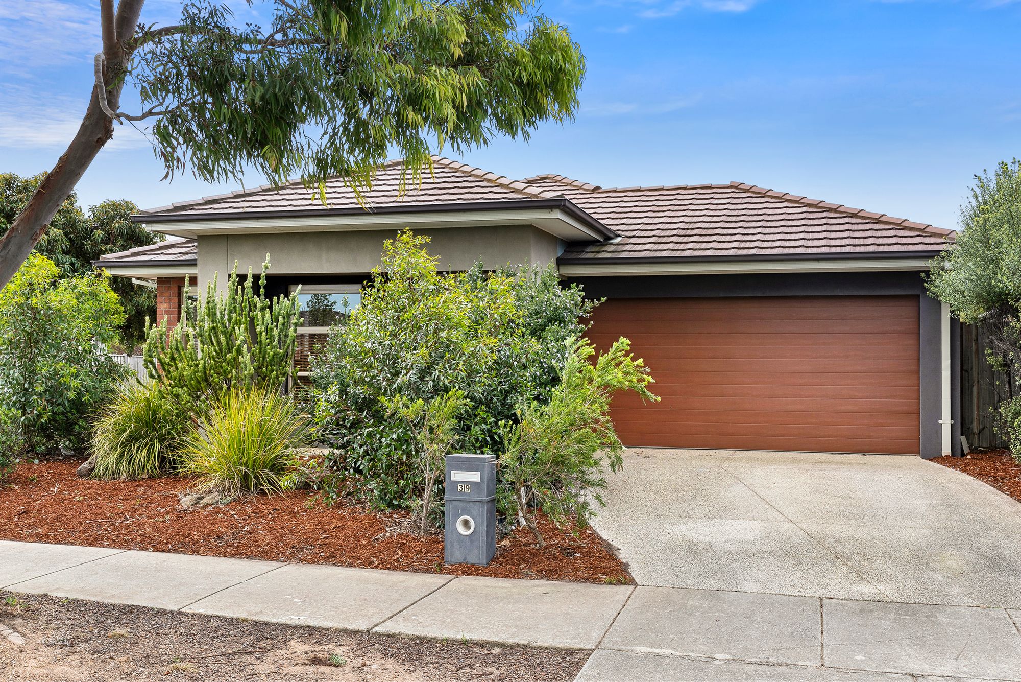 Listing image for 39-41 Wild Oak Avenue, ARMSTRONG CREEK  VIC  3217