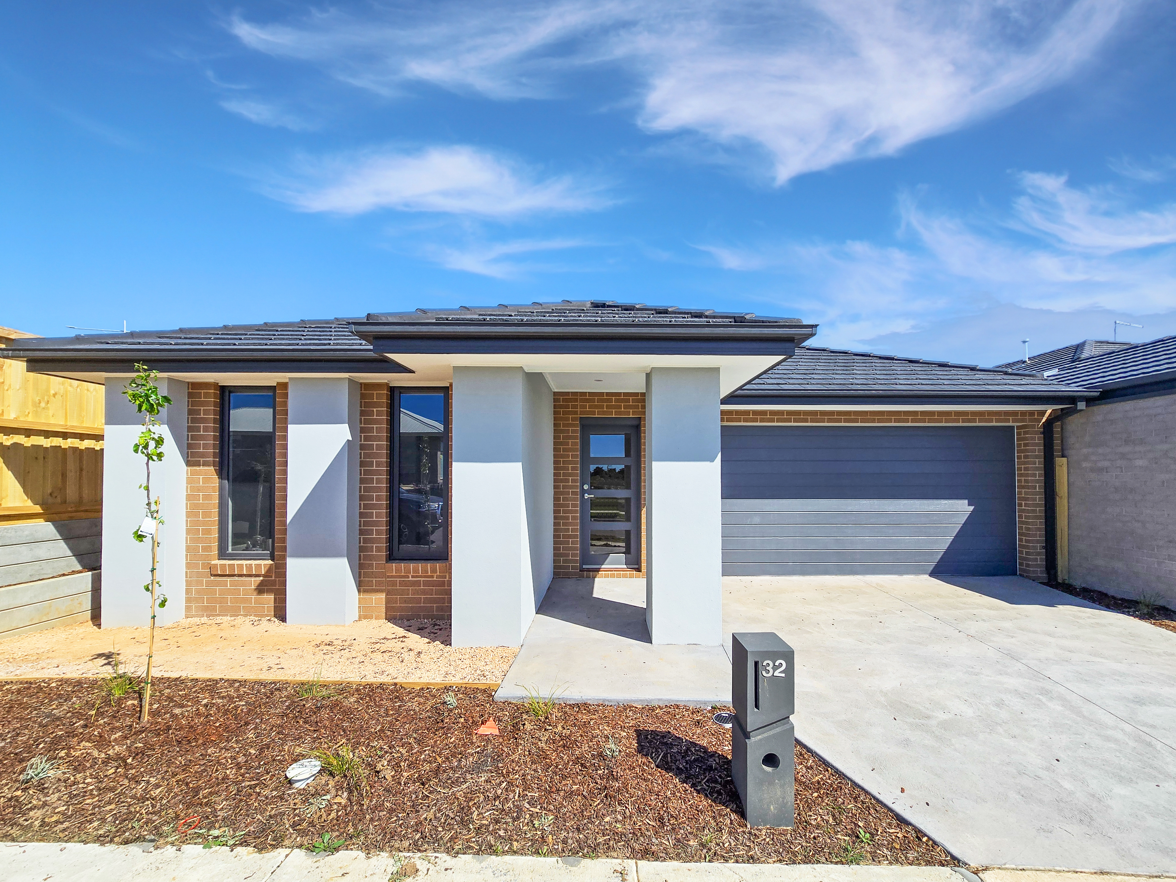 32 Sundews Crescent