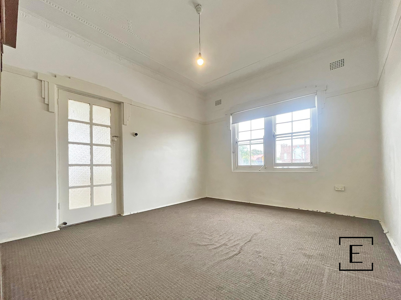 3 / 4 Park Road, Burwood