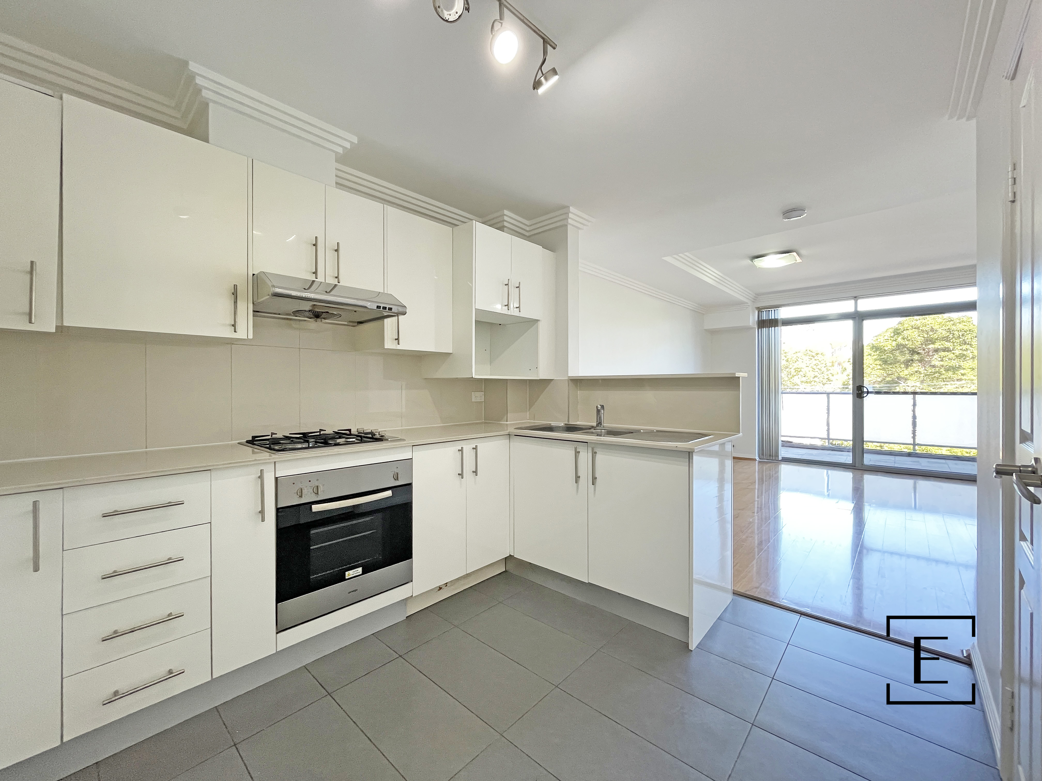 15 / 23-31 Hornsey Road, Homebush West