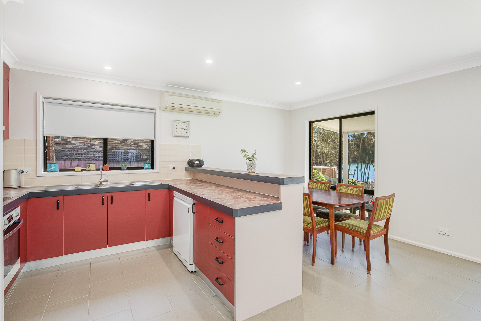 19 Myuna Street, Dalmeny