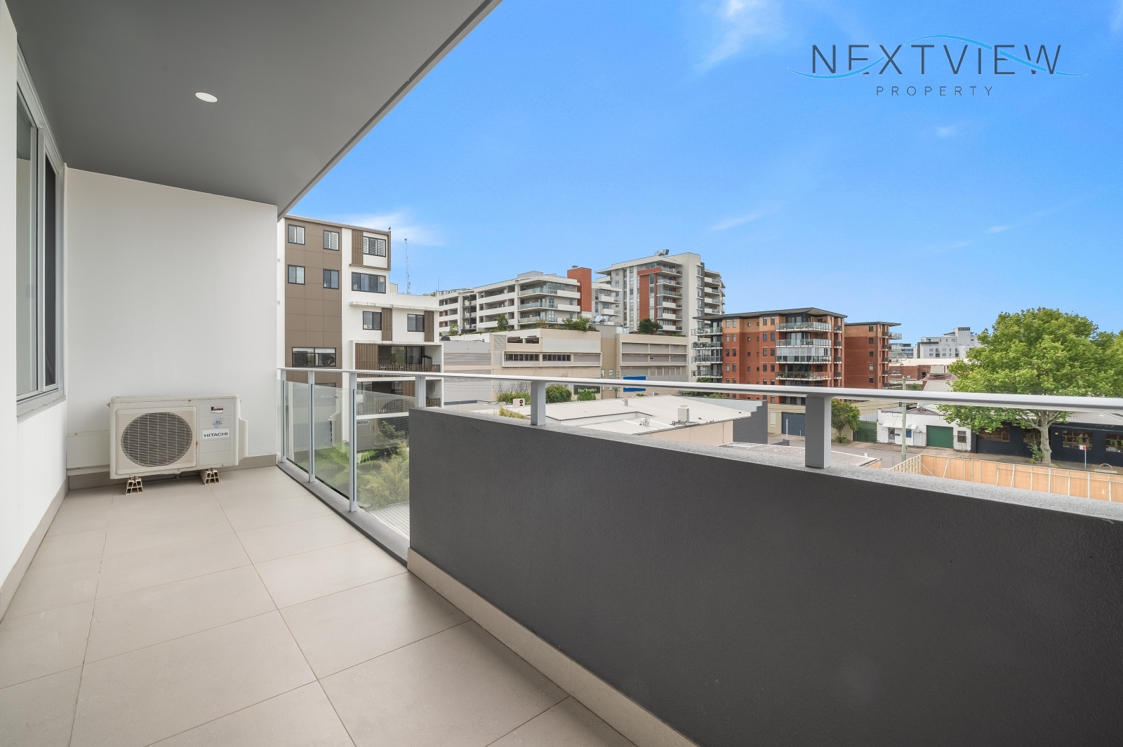 8 / 118 Parry Street, Newcastle