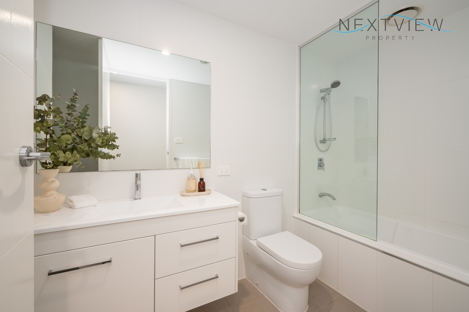 8 / 118 Parry Street, Newcastle