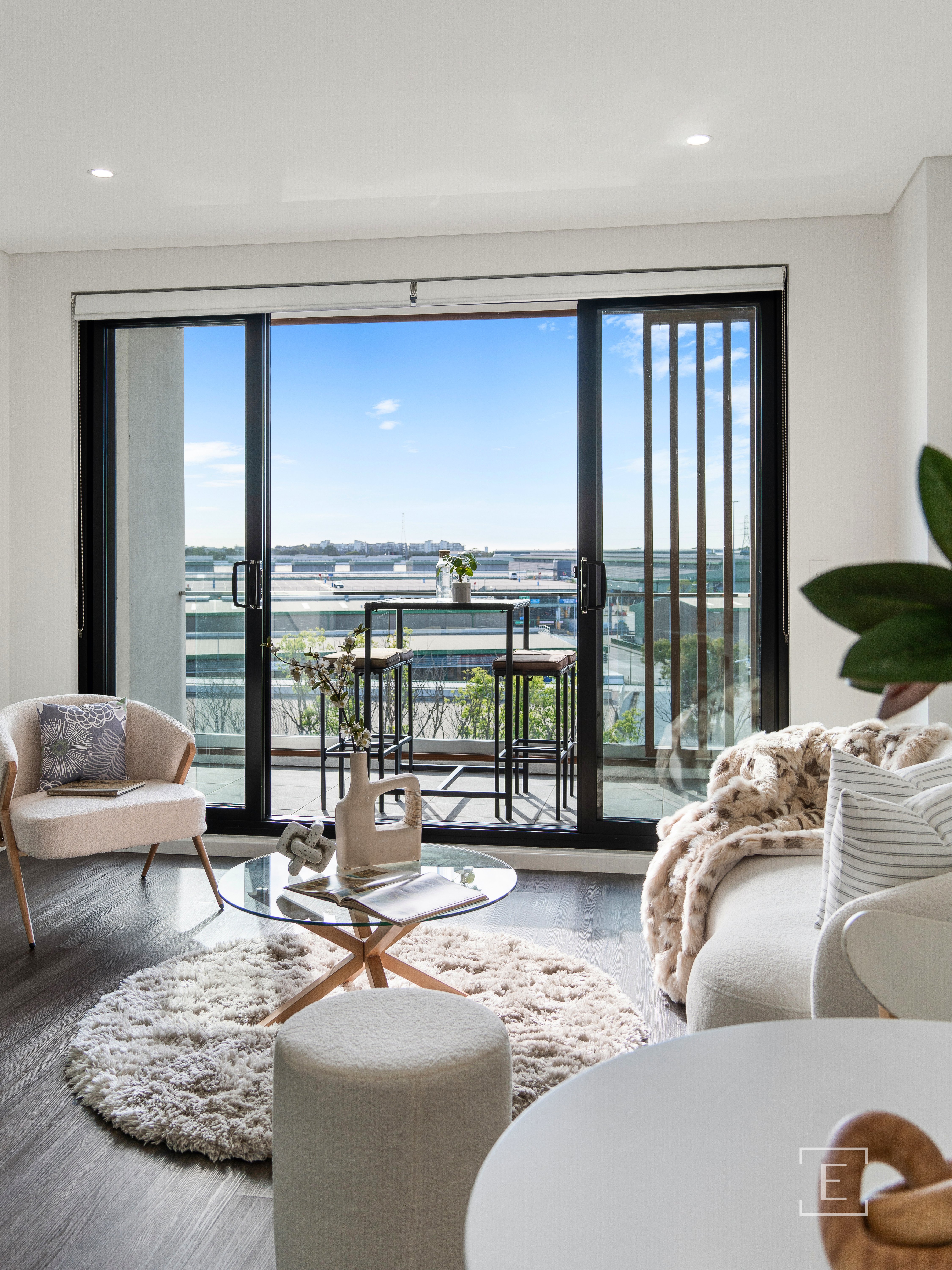 30 / 25 Smallwood Avenue, Homebush