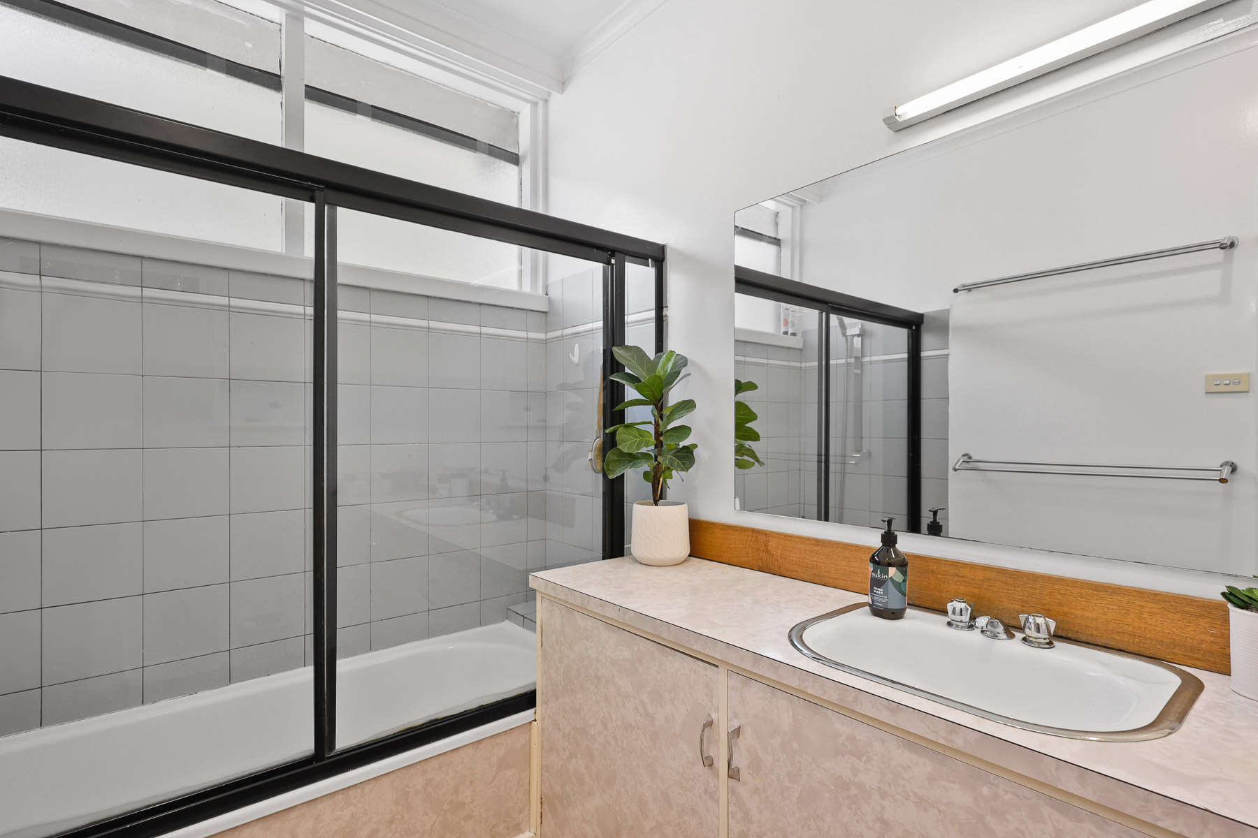 112 Rosevears Drive, Lanena