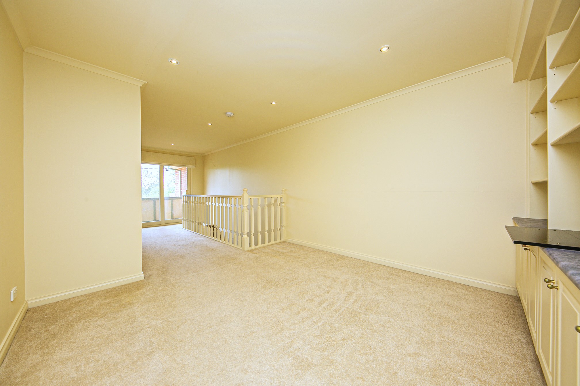 6 Waverley Avenue, Kew