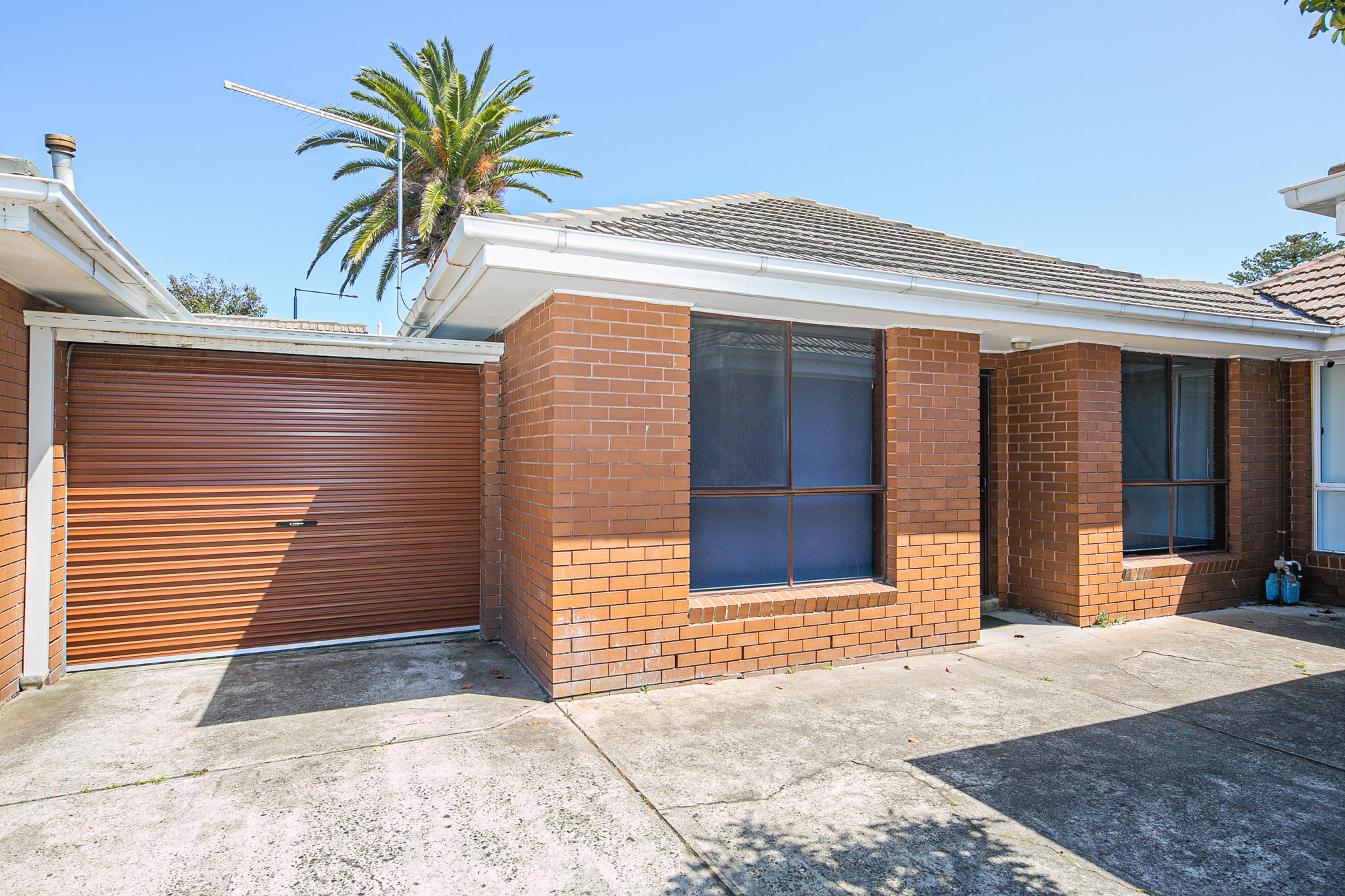 4 / 7 Station Street, Mentone