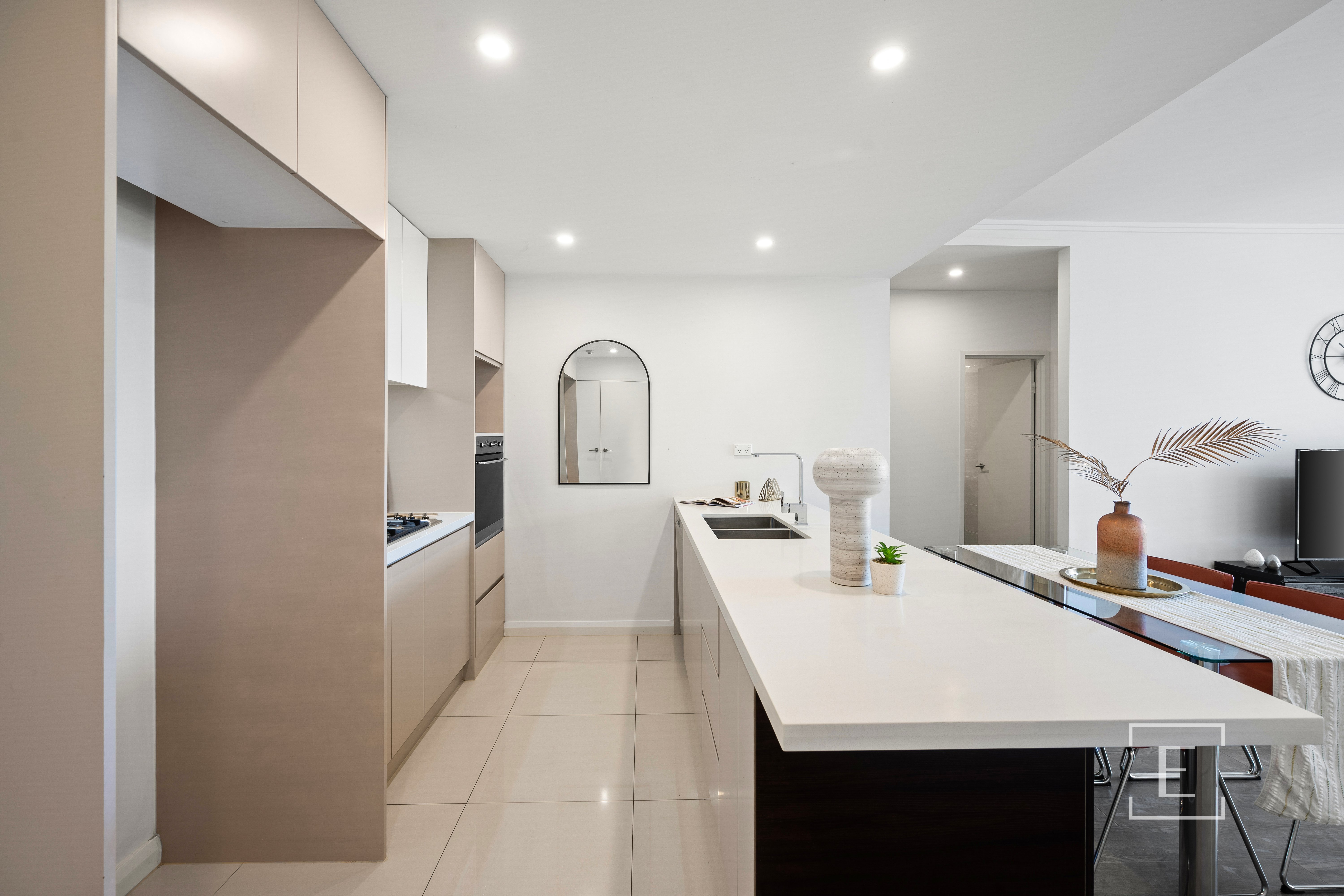 303 / 4 Smallwood Avenue, Homebush