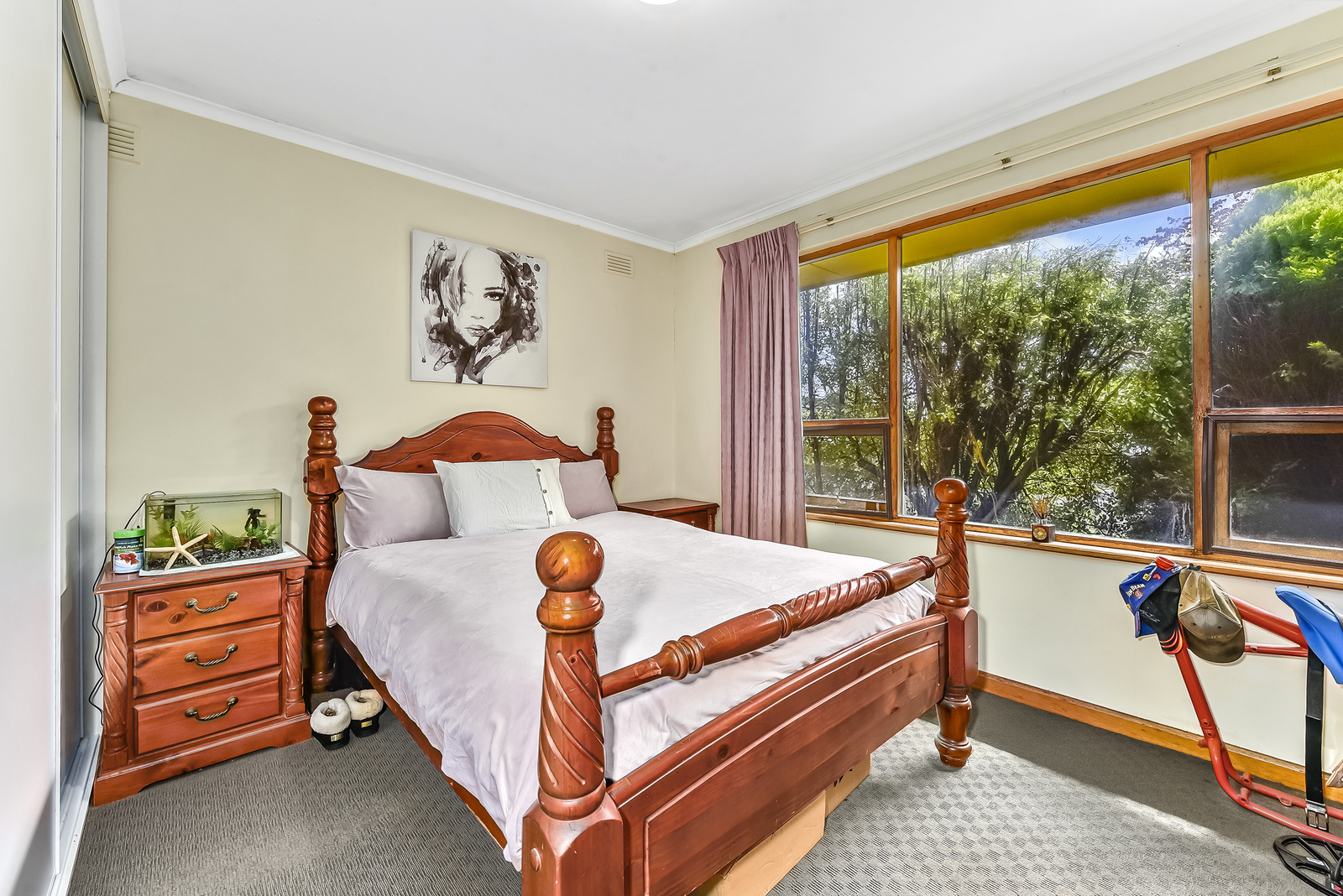 10 Hillcrest Avenue, Mount Gambier