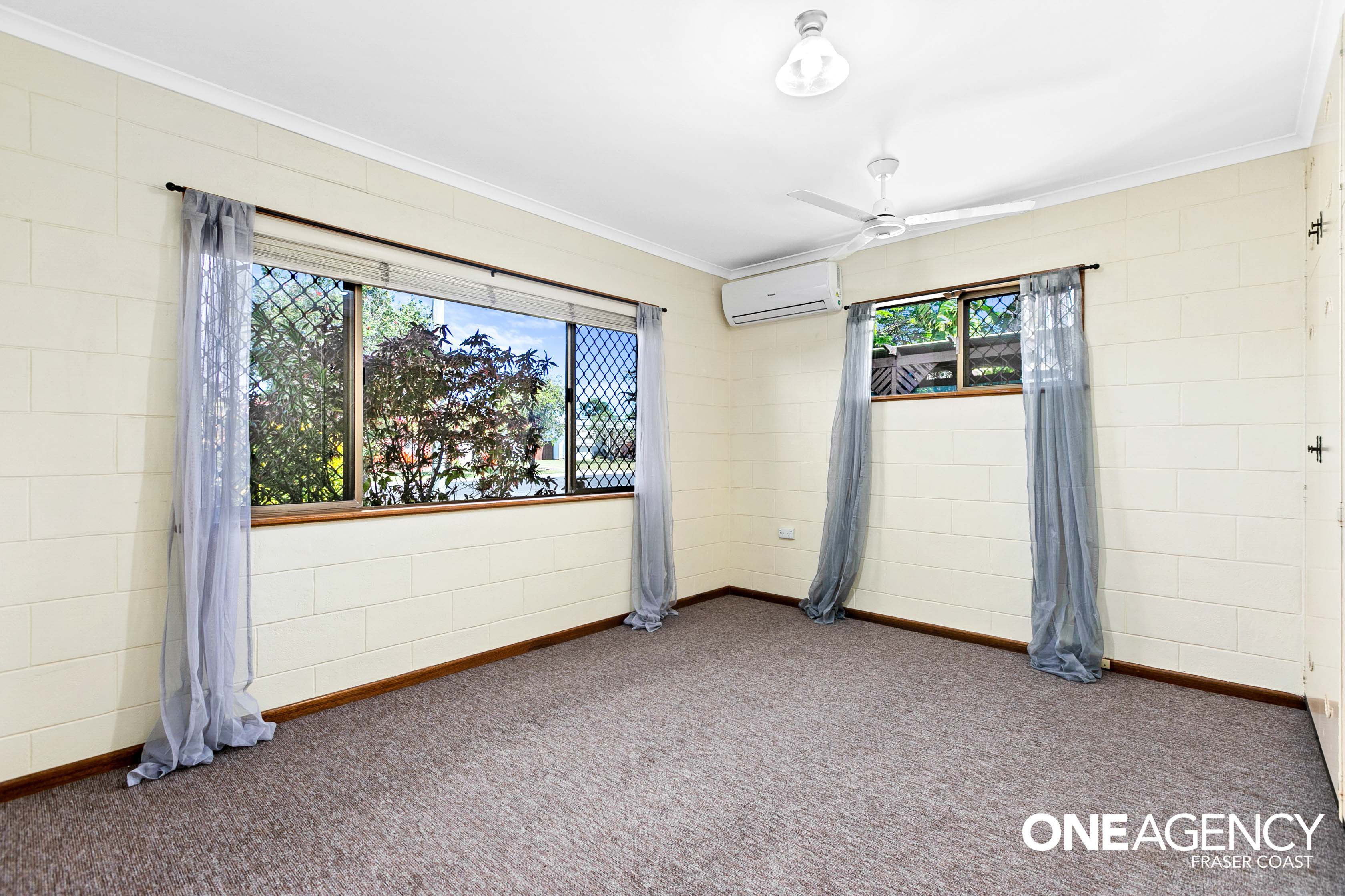 21 Cooloola Crescent, Urangan