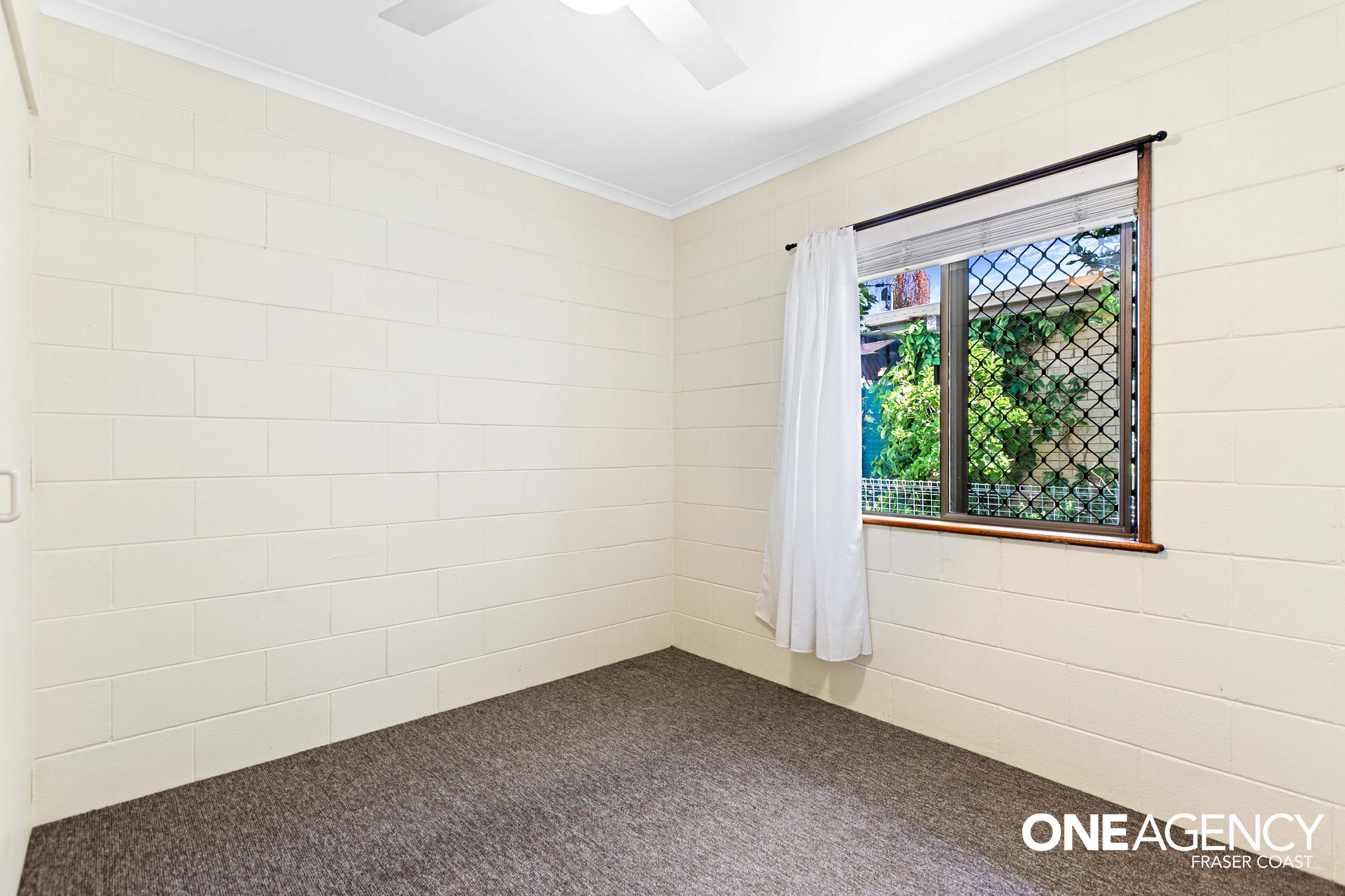 21 Cooloola Crescent, Urangan