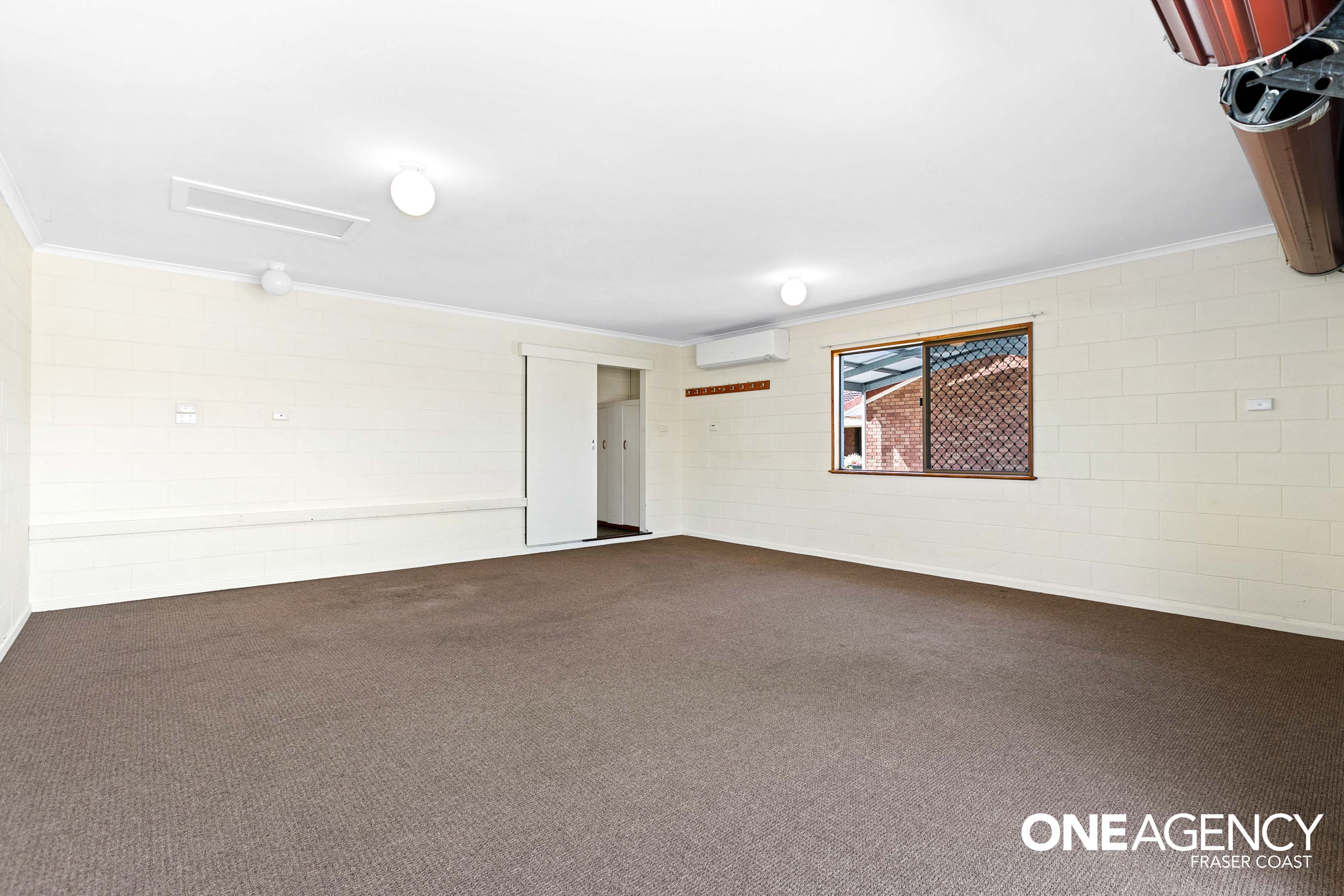 21 Cooloola Crescent, Urangan