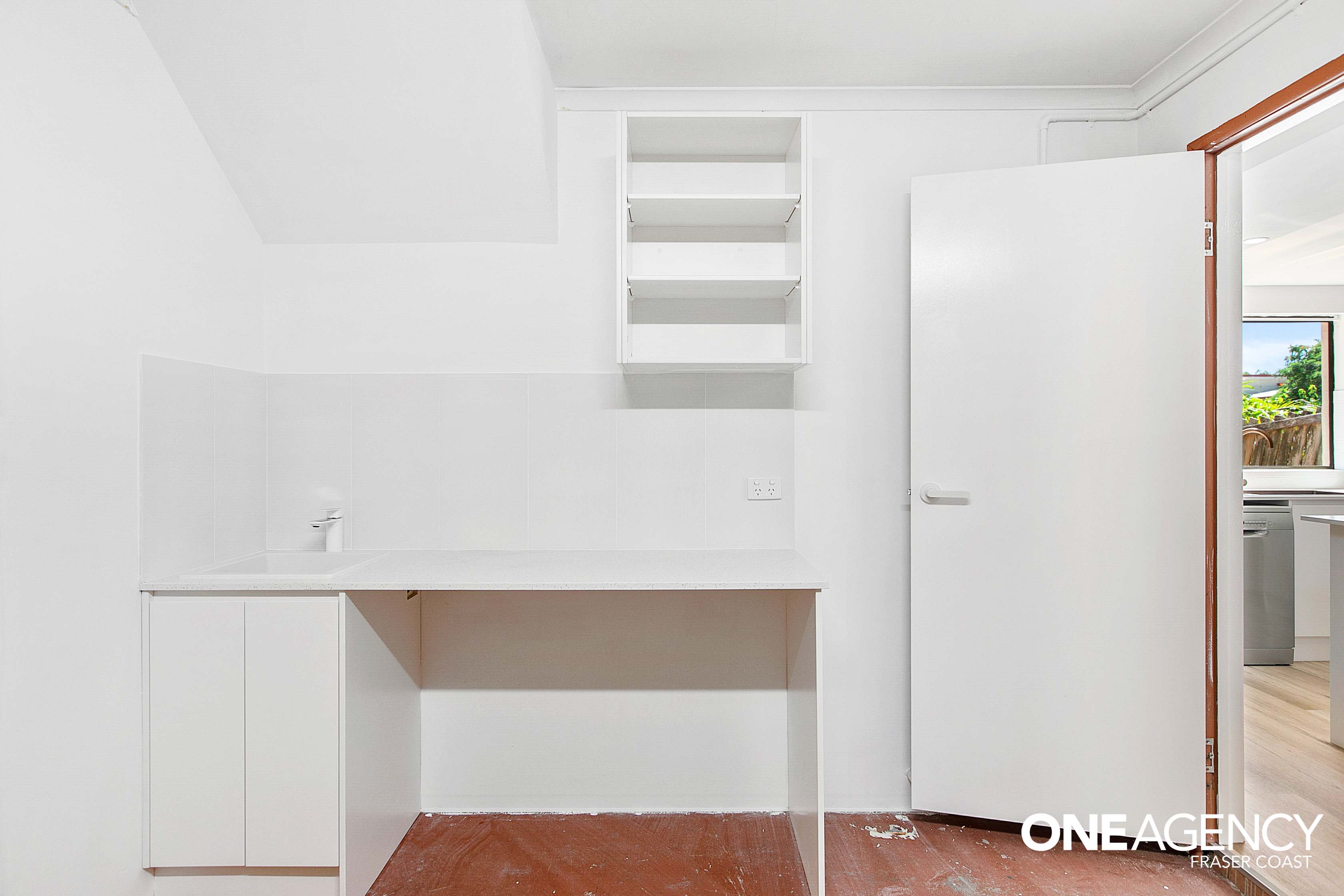 2 / 10 McKean Road, Scarness