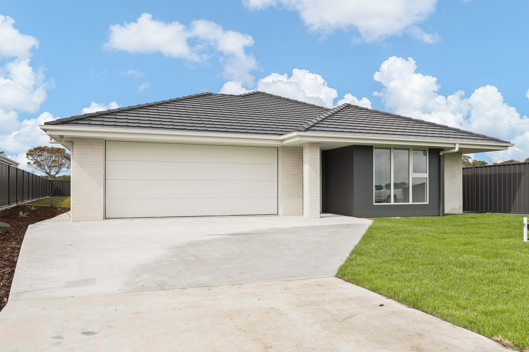 12 Pimelea Close, George Town