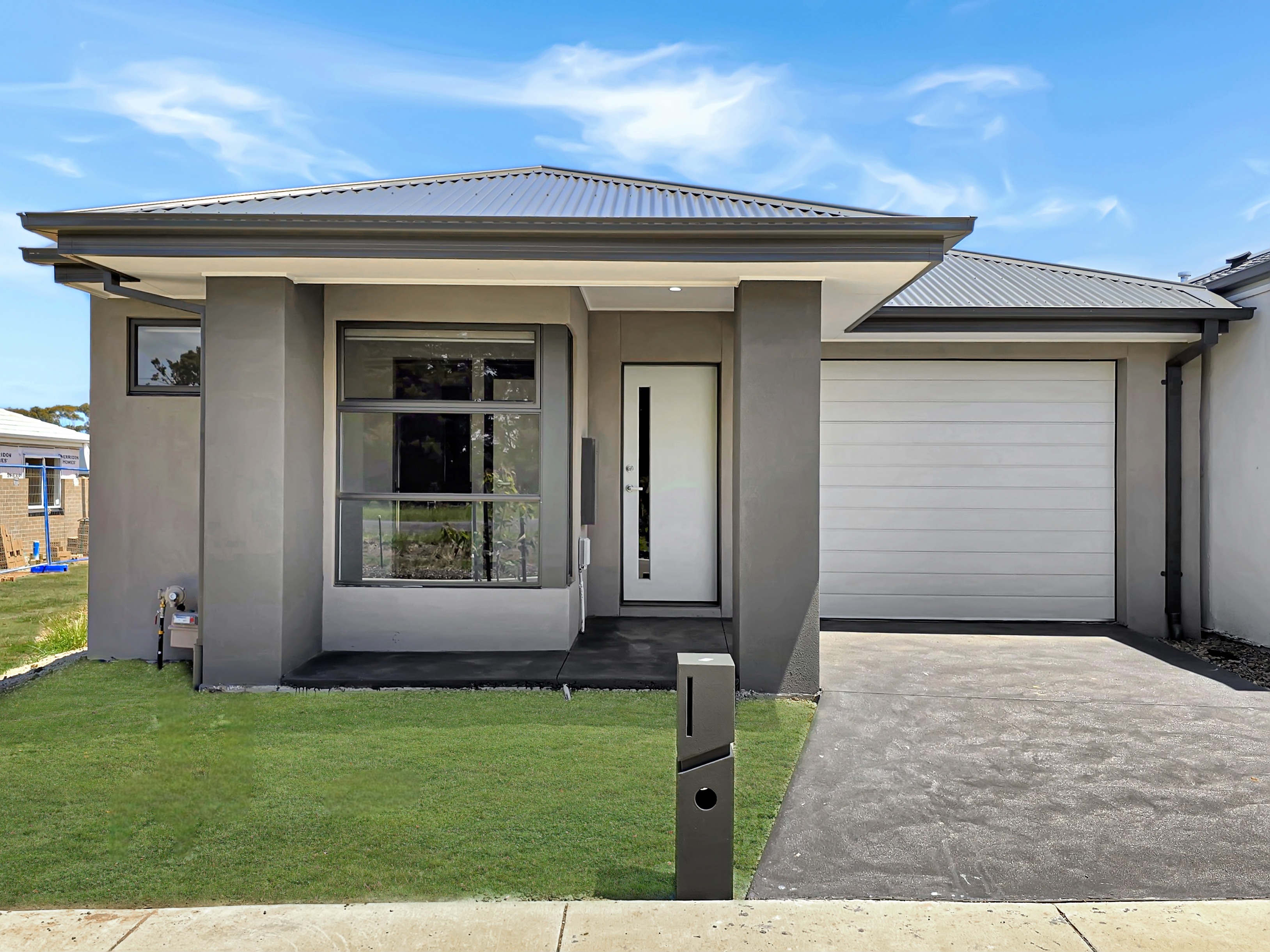 Listing image for 61 Munro Drive, CHARLEMONT  VIC  3217