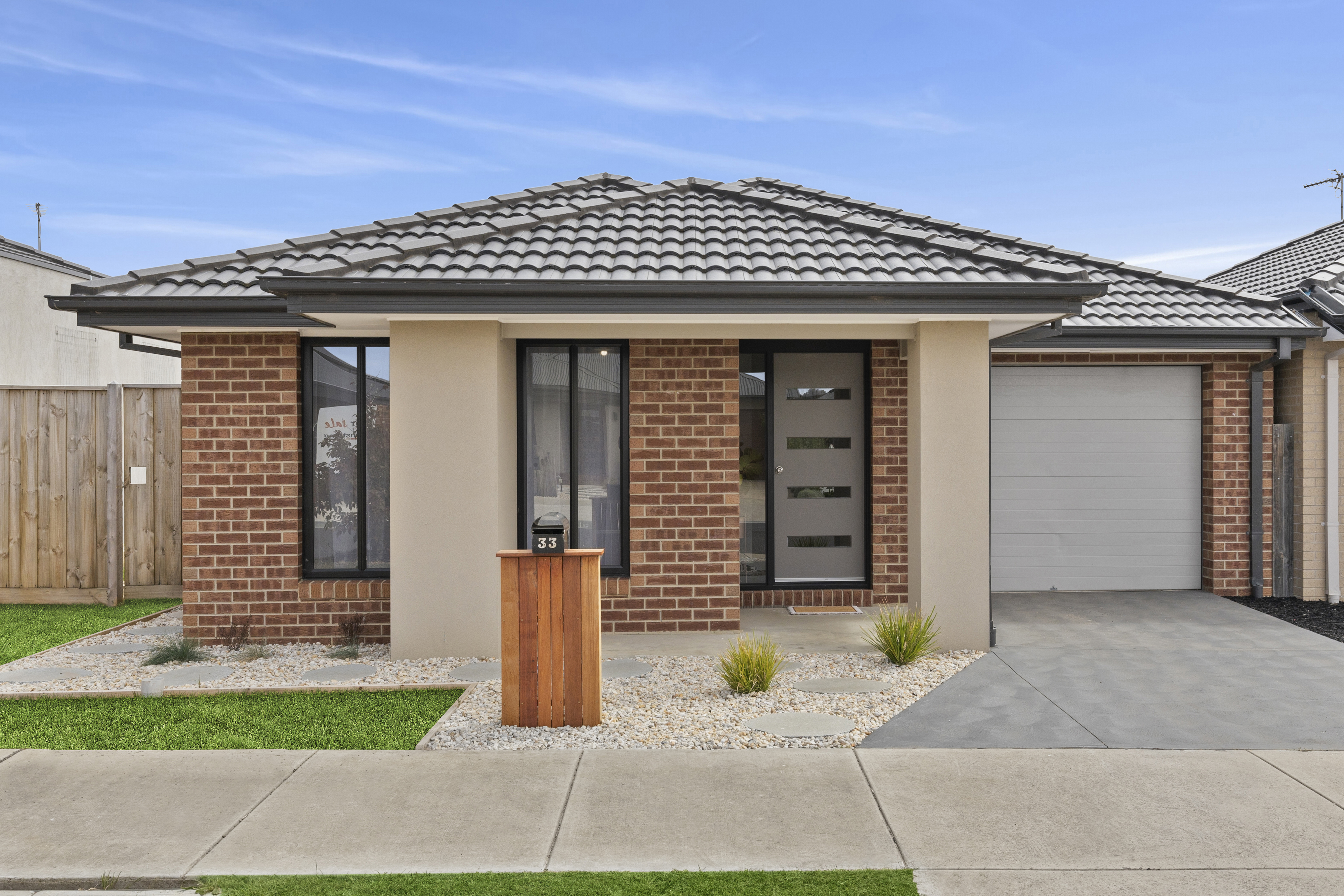 Listing image for 33 Heathcote Street, MOUNT DUNEED  VIC  3217