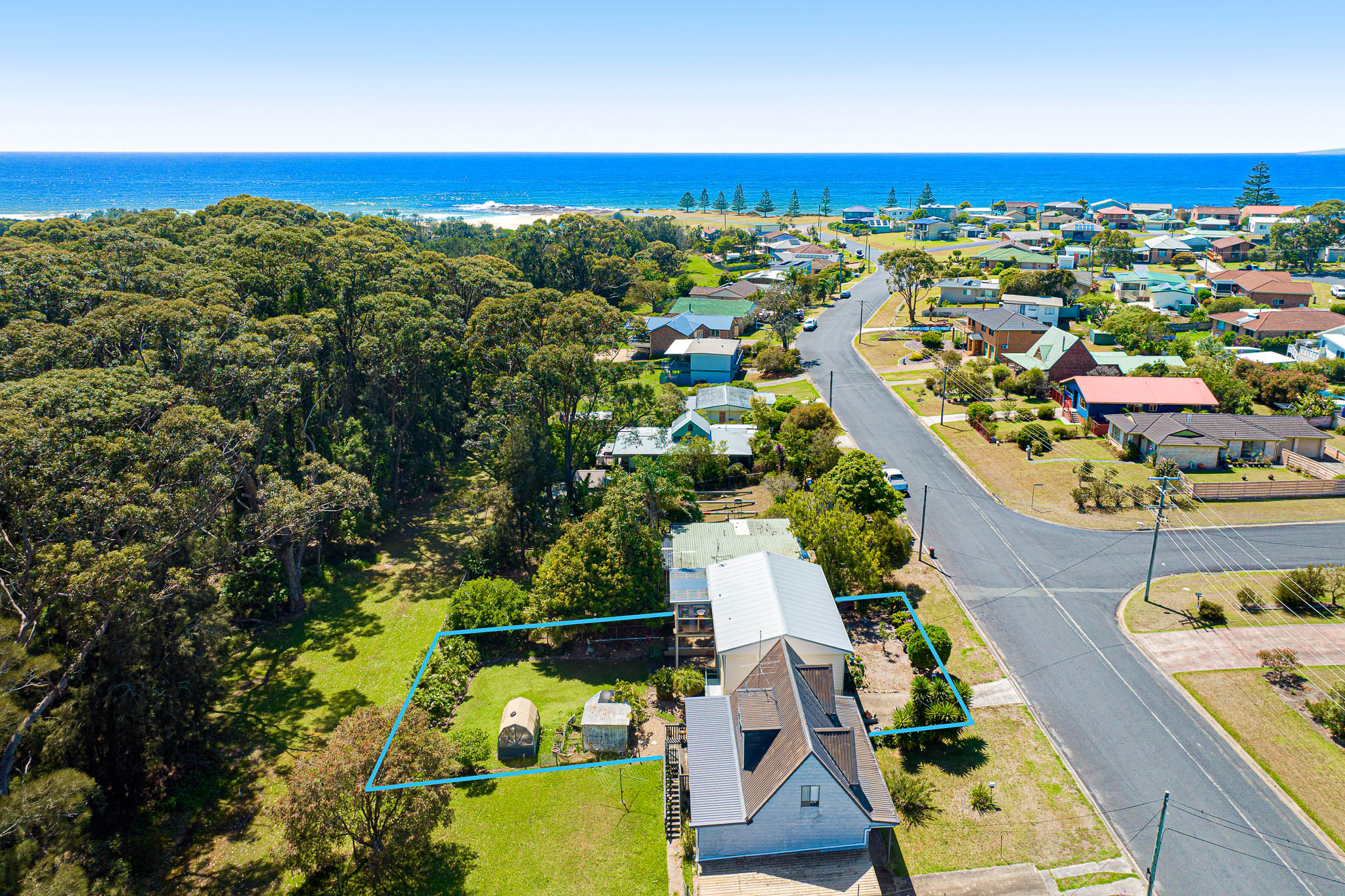 39 Lakeside Drive, Kianga