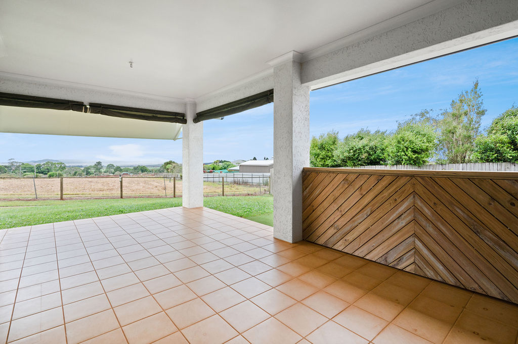 19 Jannina Drive, Atherton