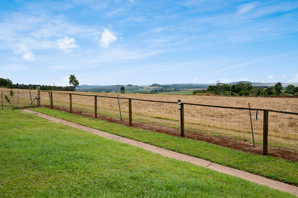 19 Jannina Drive, Atherton