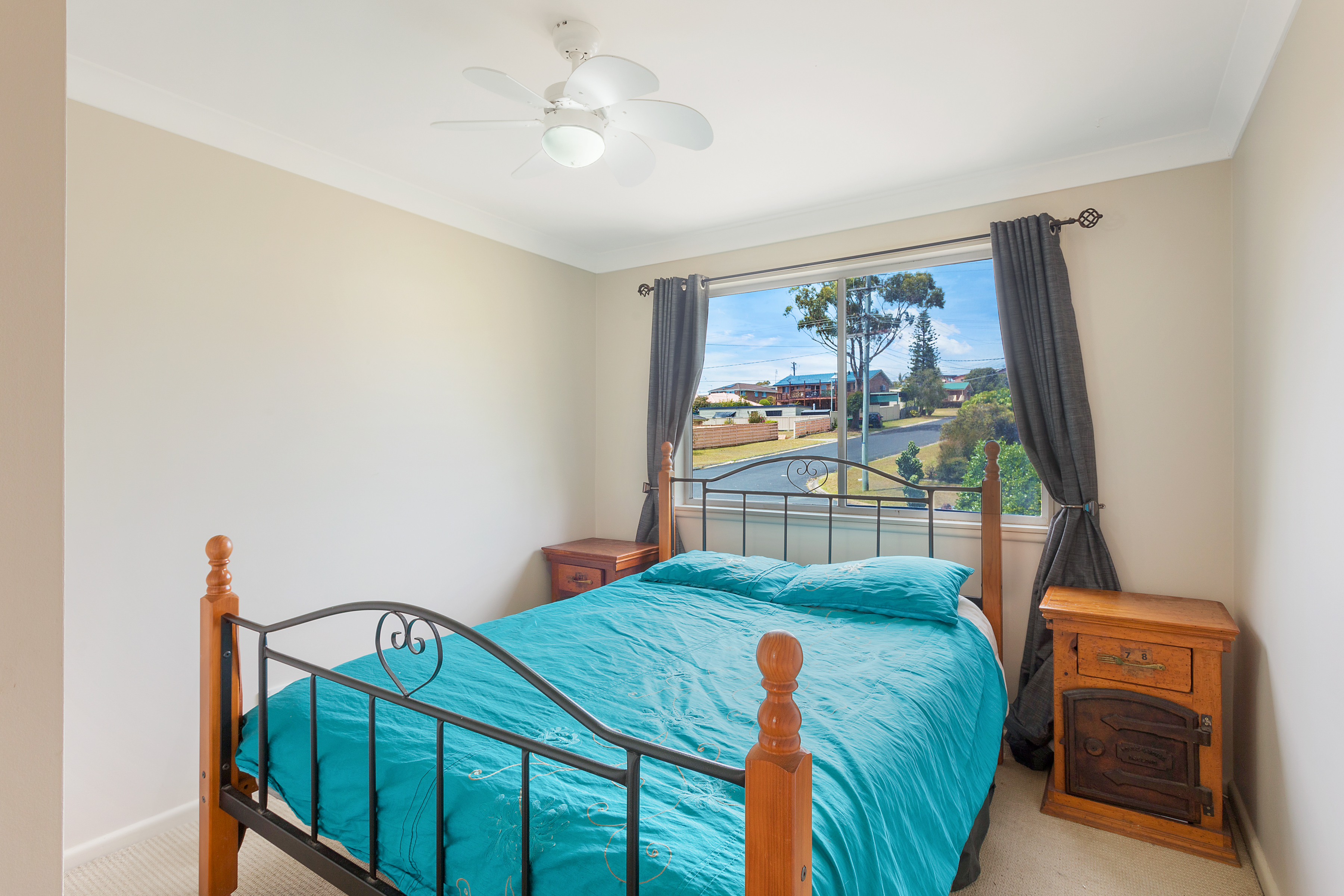 39 Lakeside Drive, Kianga