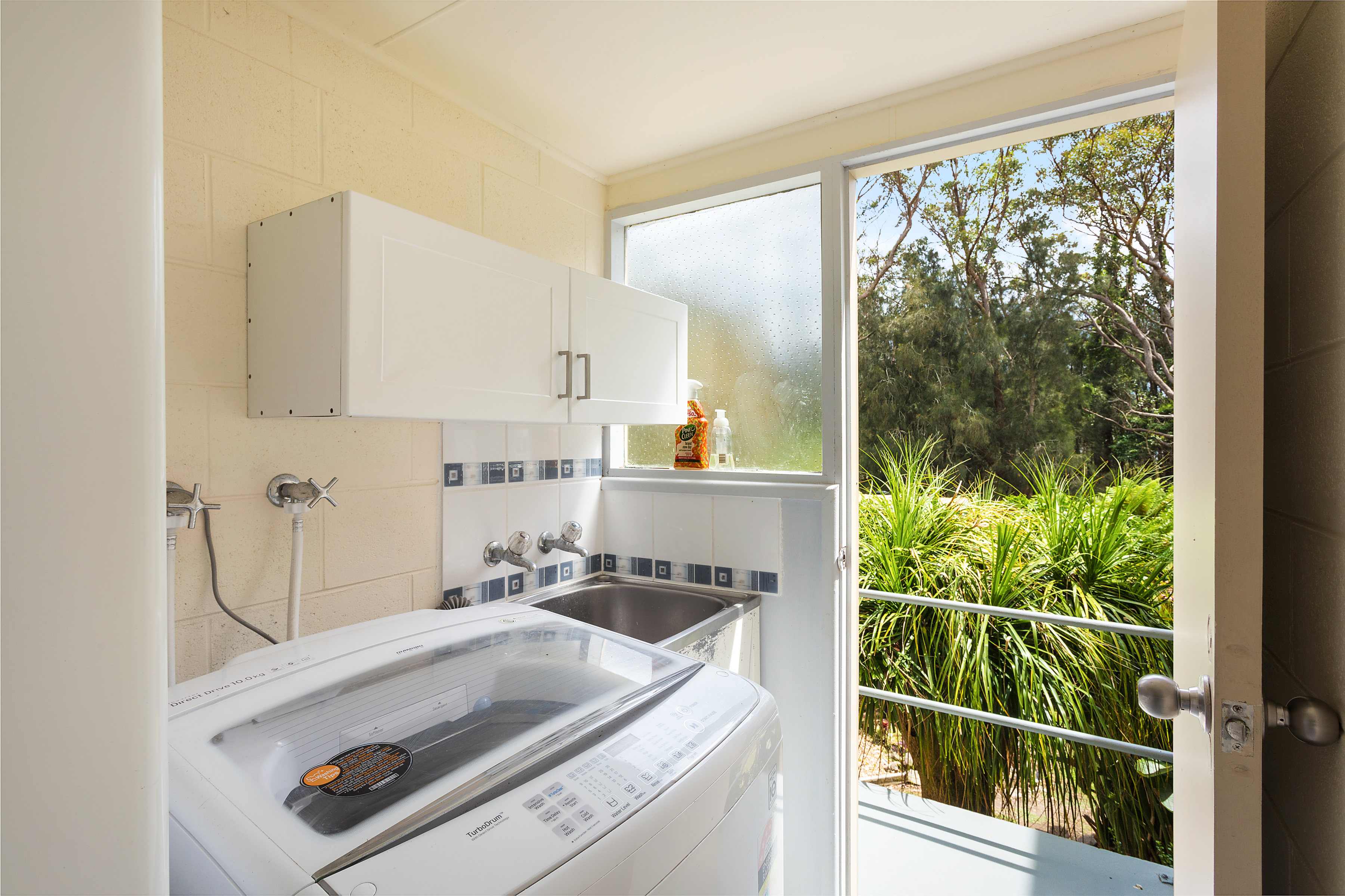 39 Lakeside Drive, Kianga